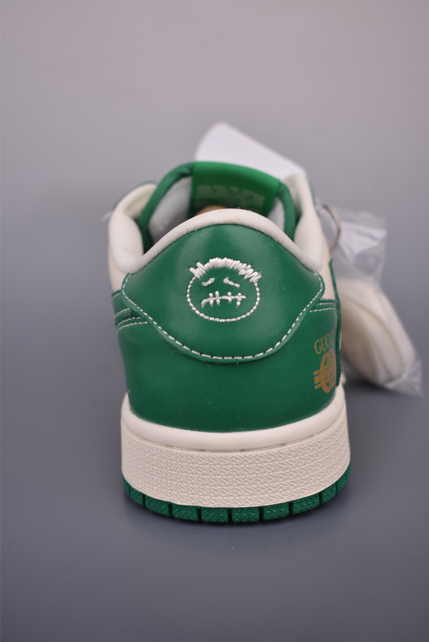 Gucci x Travis Scott Air Jordan 1 Low Green Leather Sneakers 5 i1750799971447 1320 0 3