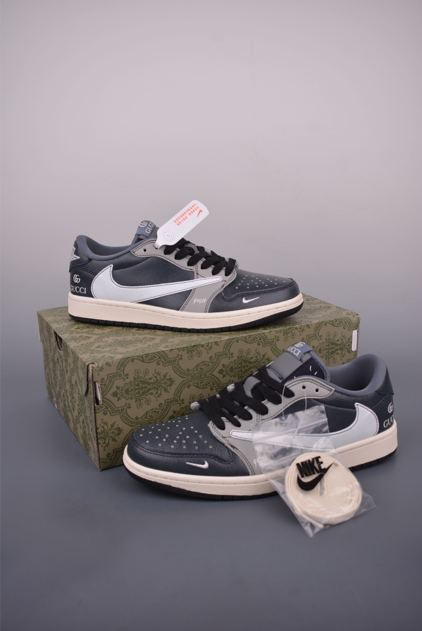 Fragment x Travis Scott x Gucci Air Jordan 1 Low - Limited Edition Sneaker 5 i1750800009408 3342 0 4