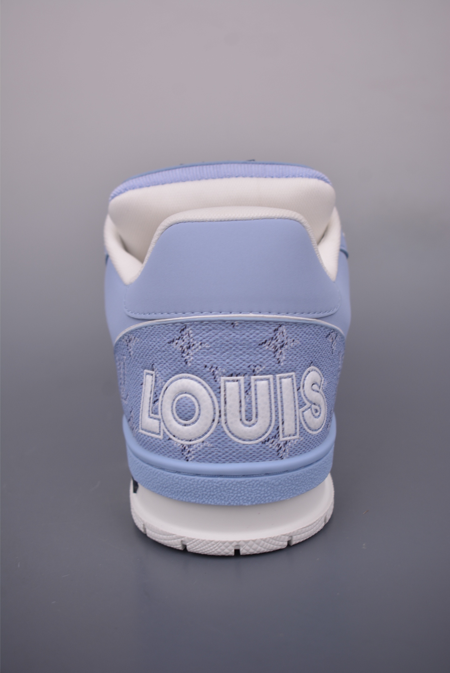 Louis Vuitton Trainer Sneakers Low Top Casual Shoes - Premium Quality & Design 5 i1750803691176 4123 0 3