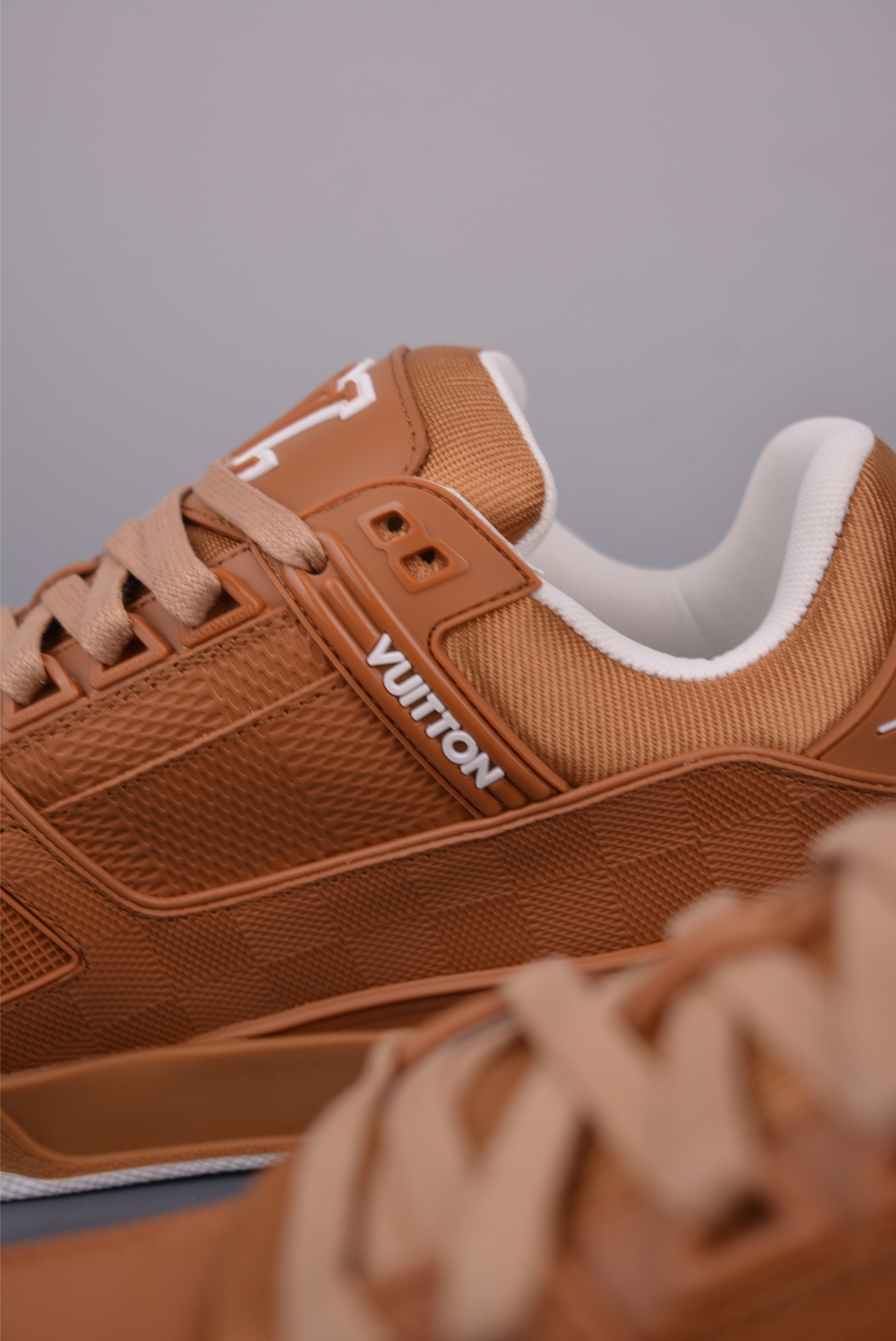 Louis Vuitton Trainer Sneakers: Premium Leather, Iconic Design 9 i1750804048965 2319 0 7