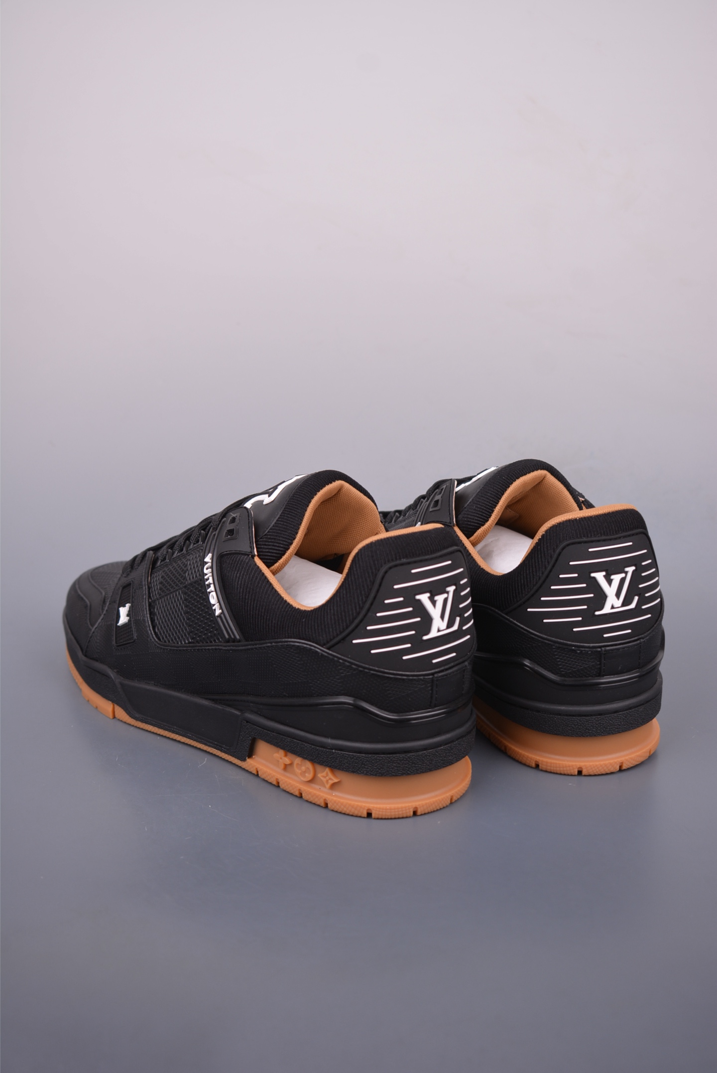 Louis Vuitton Trainer Low-Top Sneakers - Premium Leather, Original Design 2 i1750804103082 7977 0 1