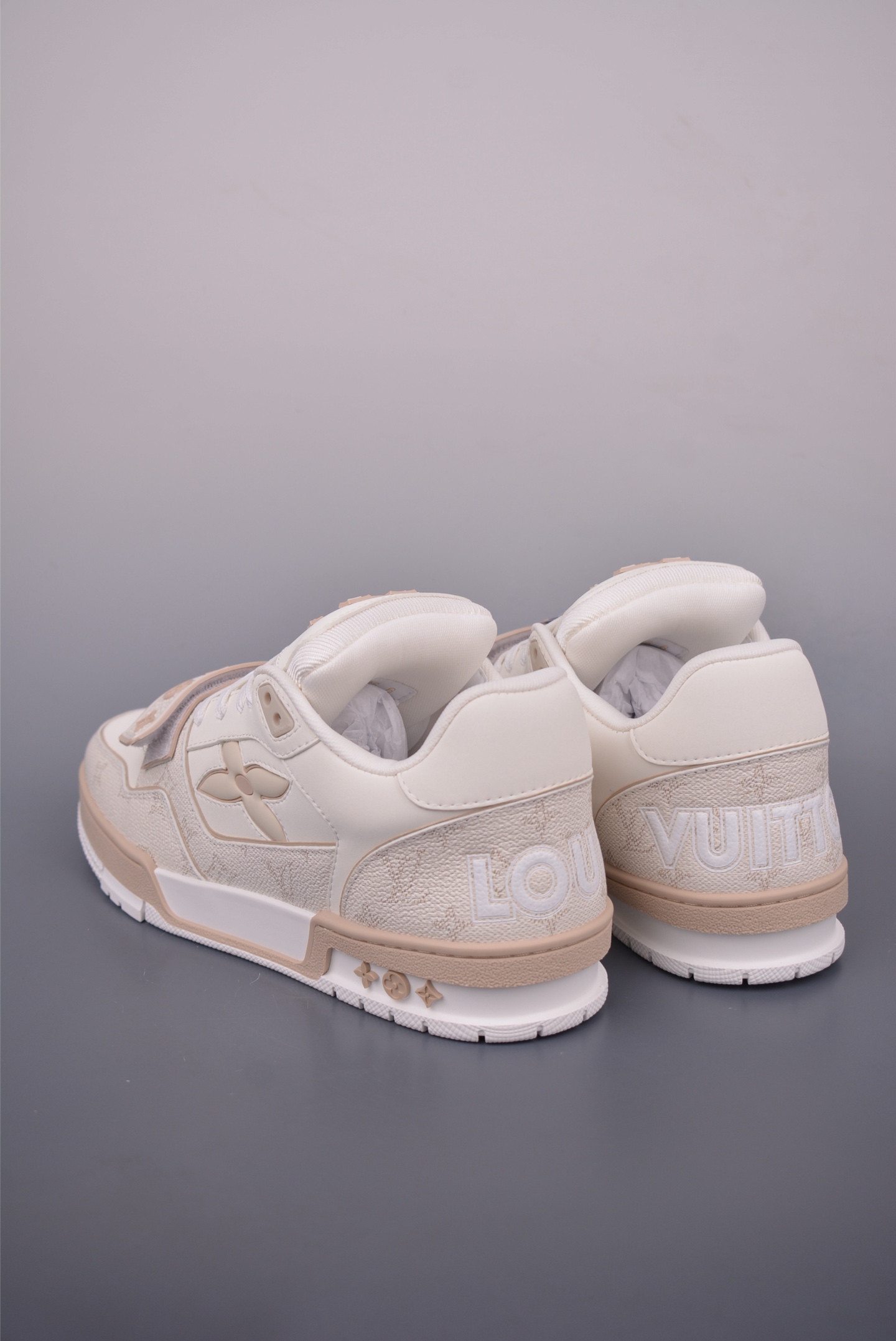 Louis Vuitton Trainer Sneaker: Stylish, Comfortable, and High-Quality Design 2 i1750804141334 7425 0 1