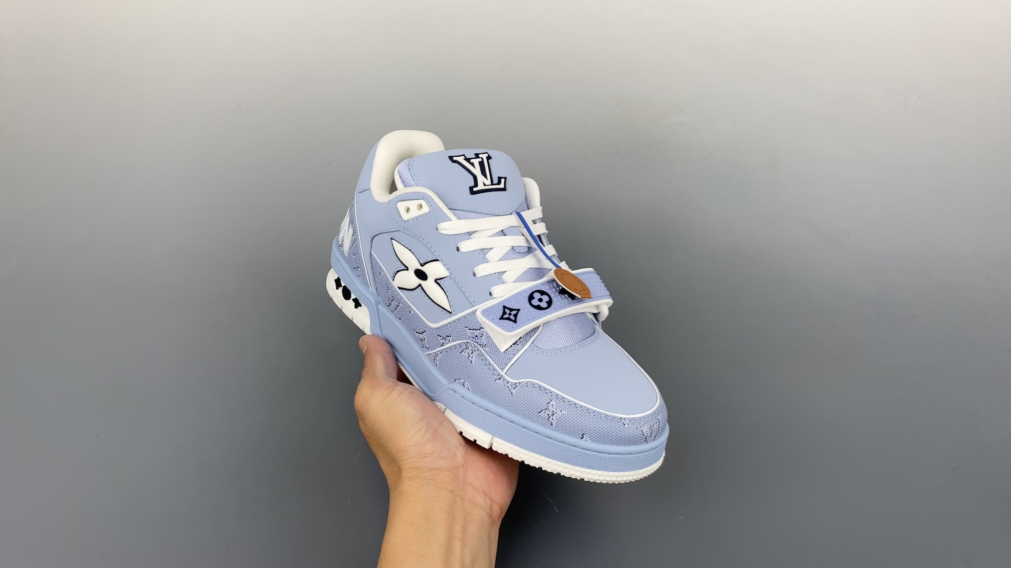 Louis Vuitton Trainer Sneaker Low-Top Casual Shoes - Stylish and Comfortable