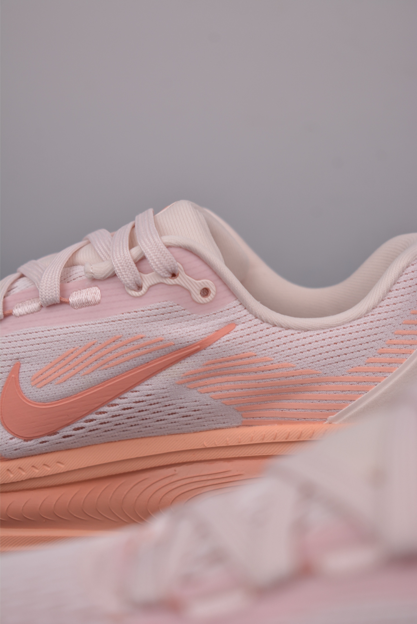 Nike Air Zoom Vomero 18 Running Shoes - Advanced Cushioning & Comfort 8 i1750883400849 9294 0 7
