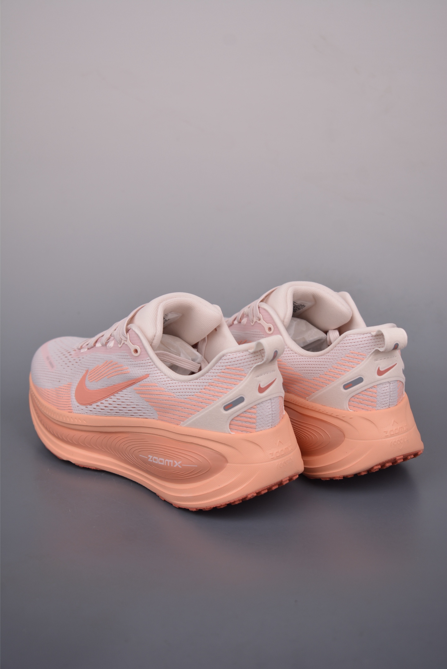 Nike Air Zoom Vomero 18 Running Shoes - Advanced Cushioning & Comfort 2 i1750883405573 1479 0 1