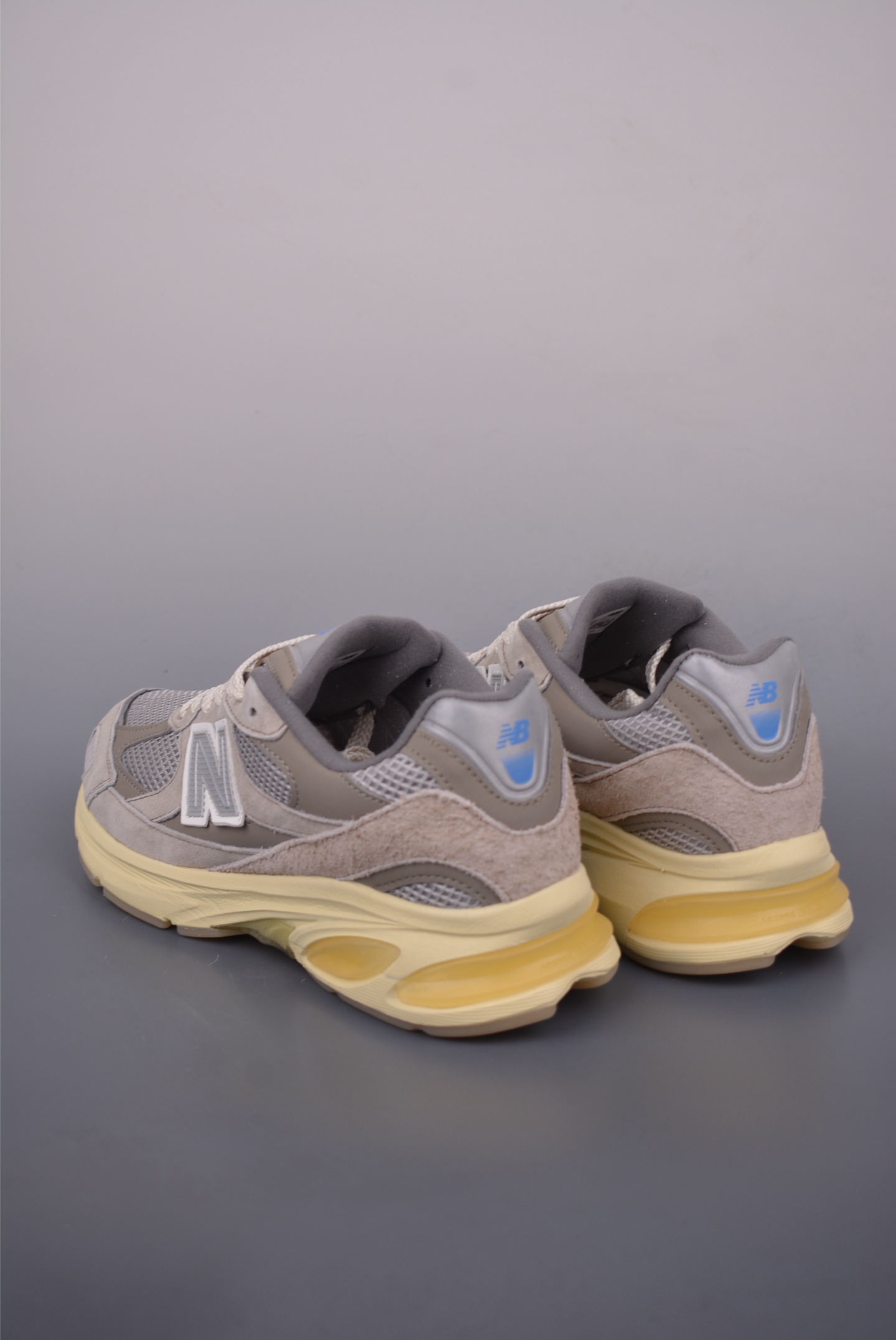 New Balance 2010 Series Classic Retro Sneakers - Grey Suede and Nylon 2 i1750883438646 1997 0 1