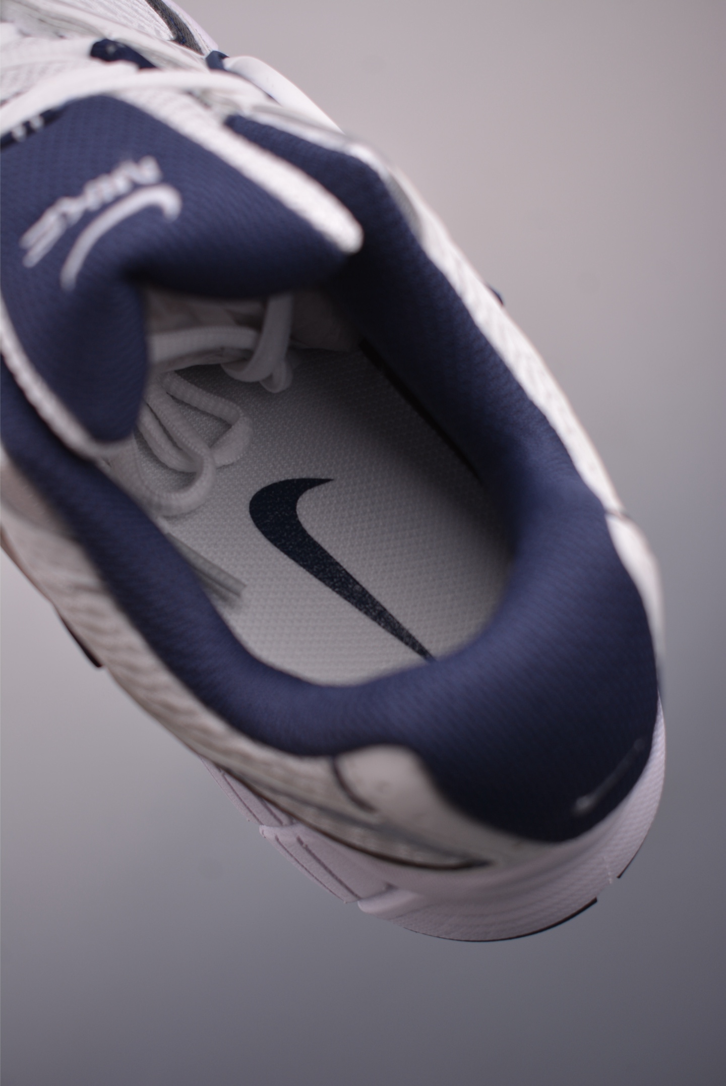 Nike V5 RNR Running Shoes, Low-Top, Comfortable, Versatile, and Anti-Slip 9 i1750883537330 2705 0 8
