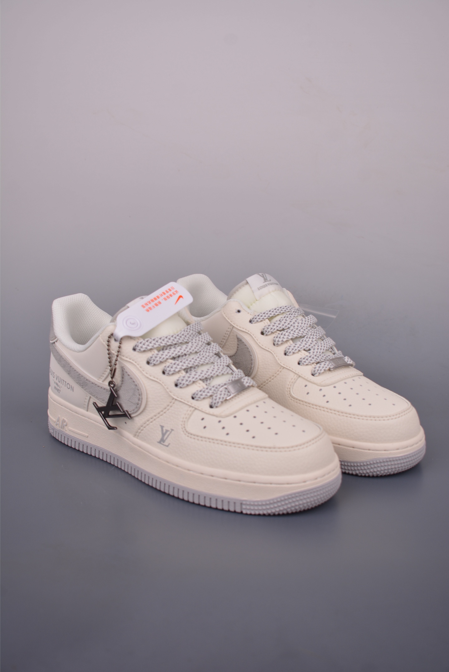 Nike Air Force 1 Low Louis Vuitton Collab - Premium Edition Sneakers 2 i1750884628440 6622 0 0