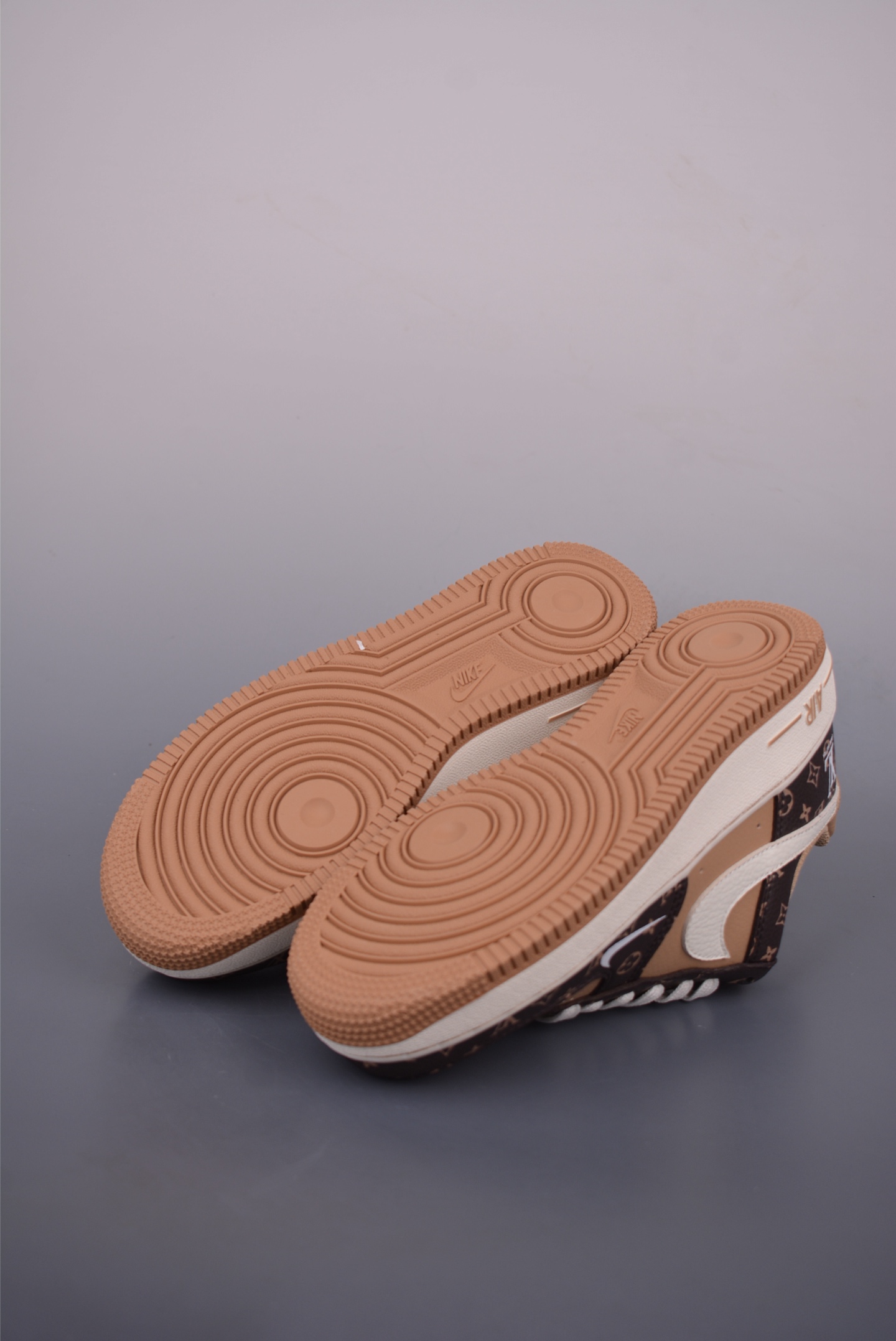 Nike Air Force 1 Low Louis Vuitton Sneakers - Fashionable and Comfortable 4 i1750884679872 9885 0 2
