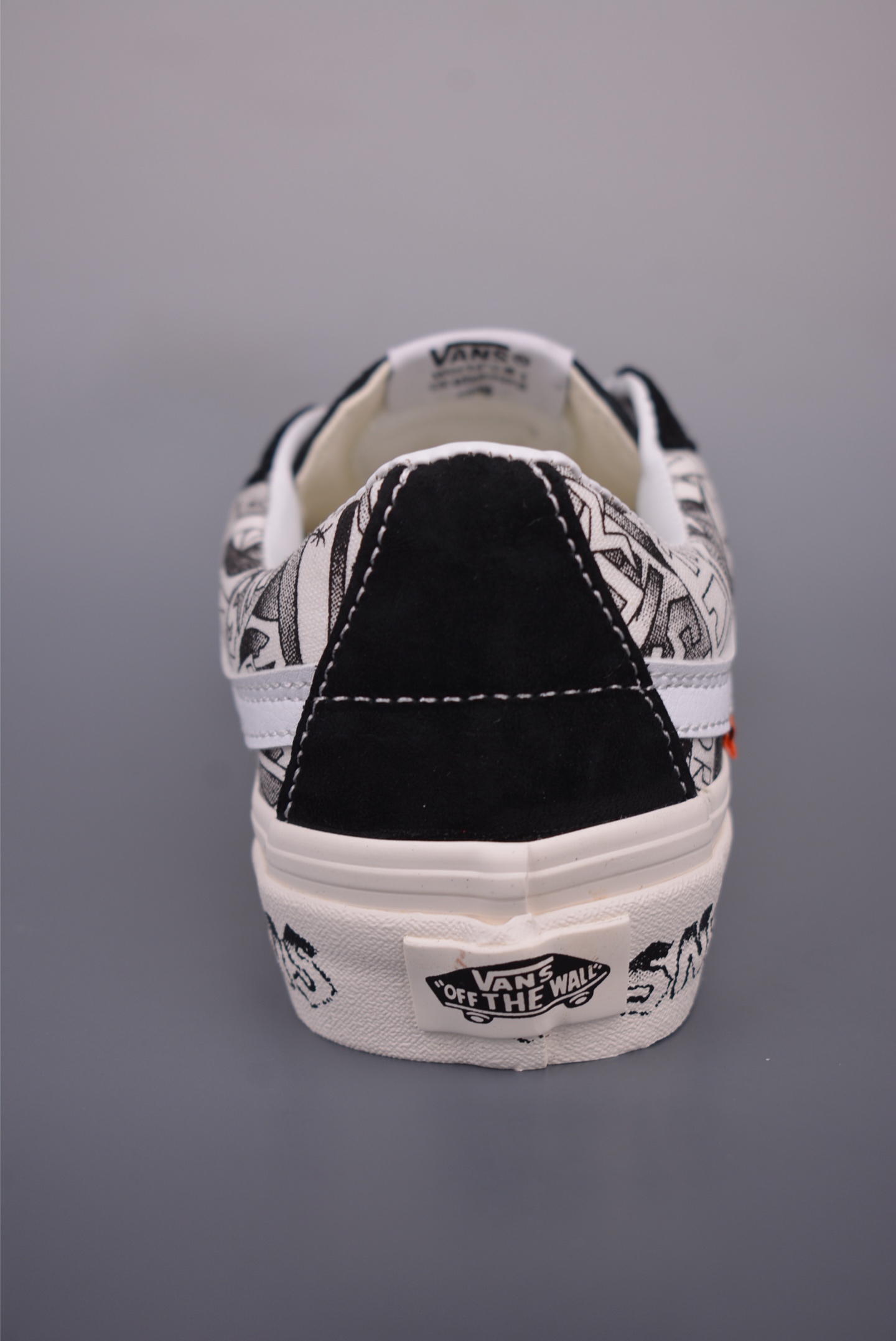 Vans Sk8-Low x SNS Black and White Graffiti Sneakers - Venice Beach Theme 4 i1750884789750 9110 0 3