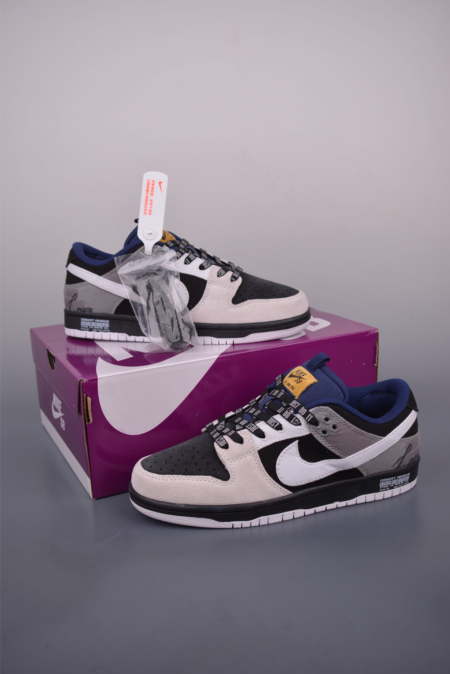 Nike SB Dunk Low Blue Grey Canvas - Premium Quality, Comfortable Fit 5 i1750884848533 988 0 4
