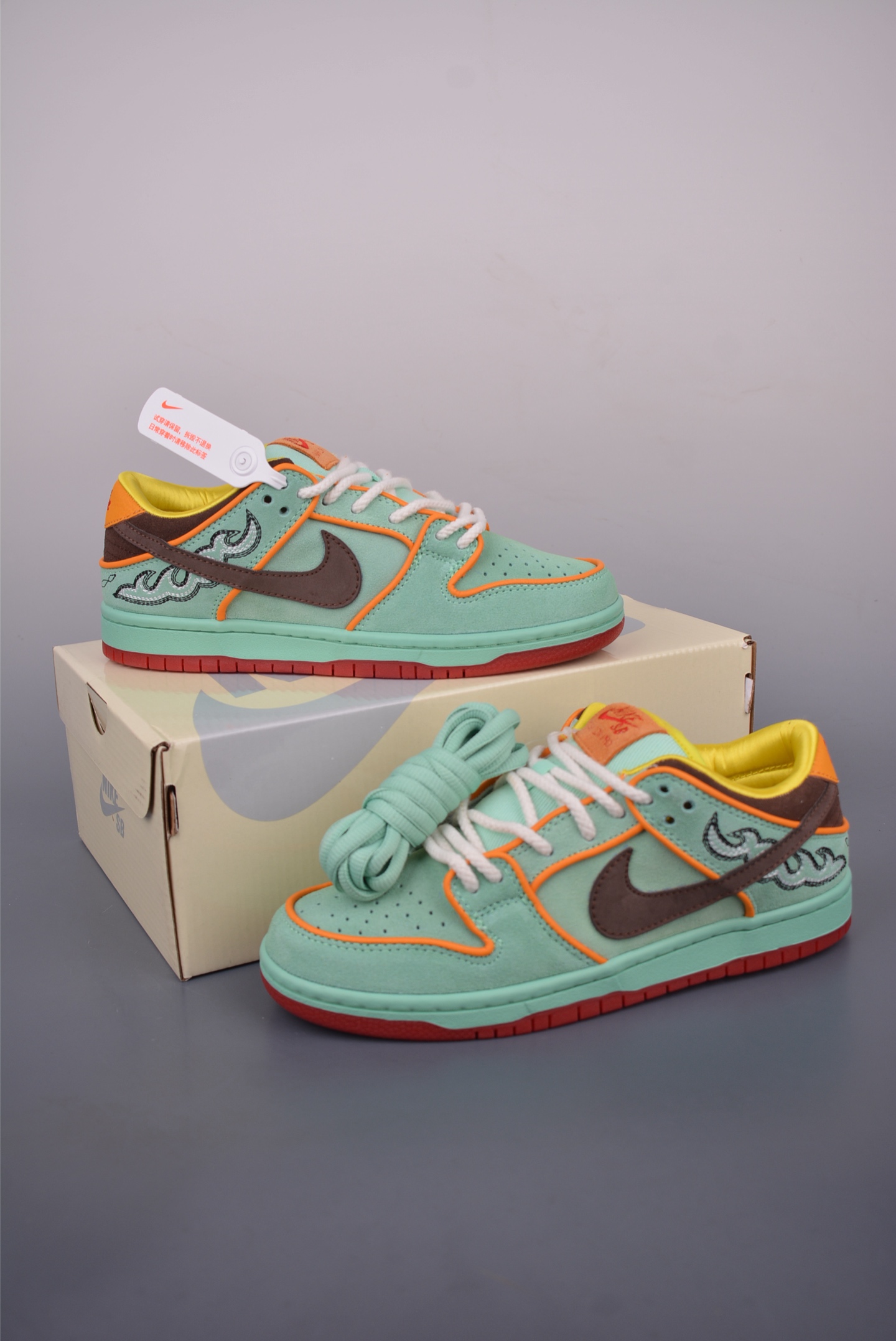 Nike SB Dunk Low 'Black History Month' Deconstructed Drawstring Laces Sneakers 5 i1750884934376 1436 0 4