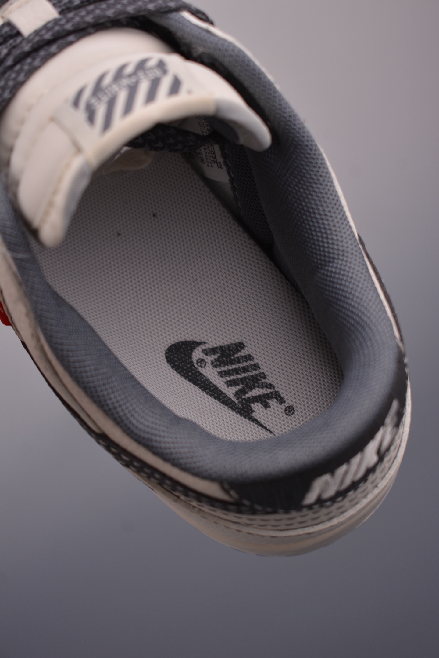 Nike SB Dunk Low Off-White Collab High-Quality Sneakers - Various Sizes 10 i1750884979485 4129 0 8