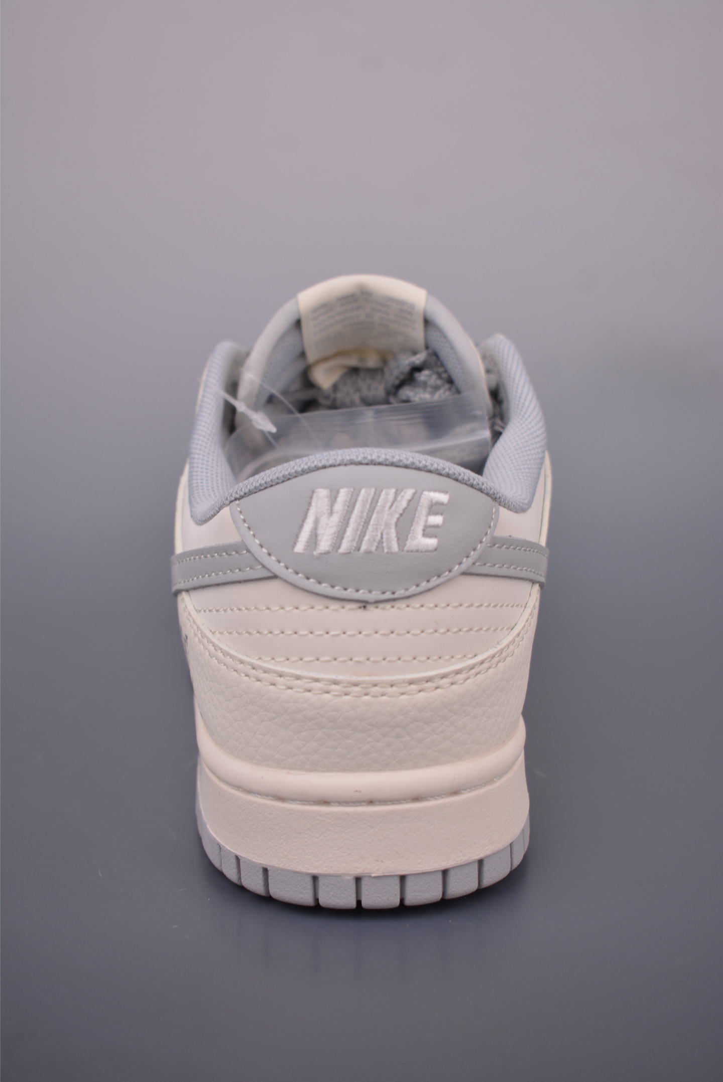 Nike SB Dunk Low Louis Vuitton Edition Premium Quality Sneakers 5 i1750885083045 3823 0 3