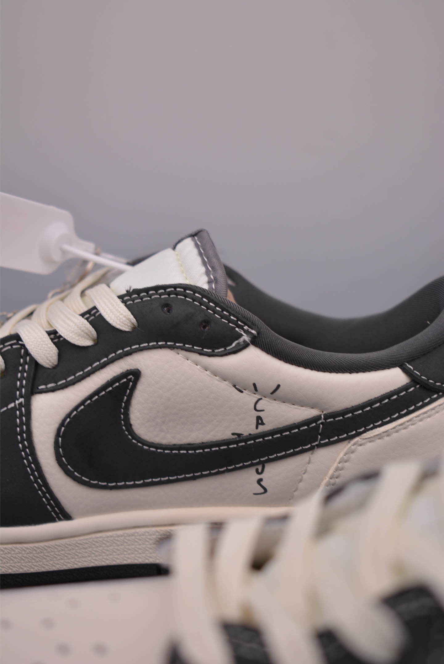 Fragment x Travis Scott x Dior Air Jordan 1 Low Sneaker - Limited Edition 8 i1750885241194 4519 0 7
