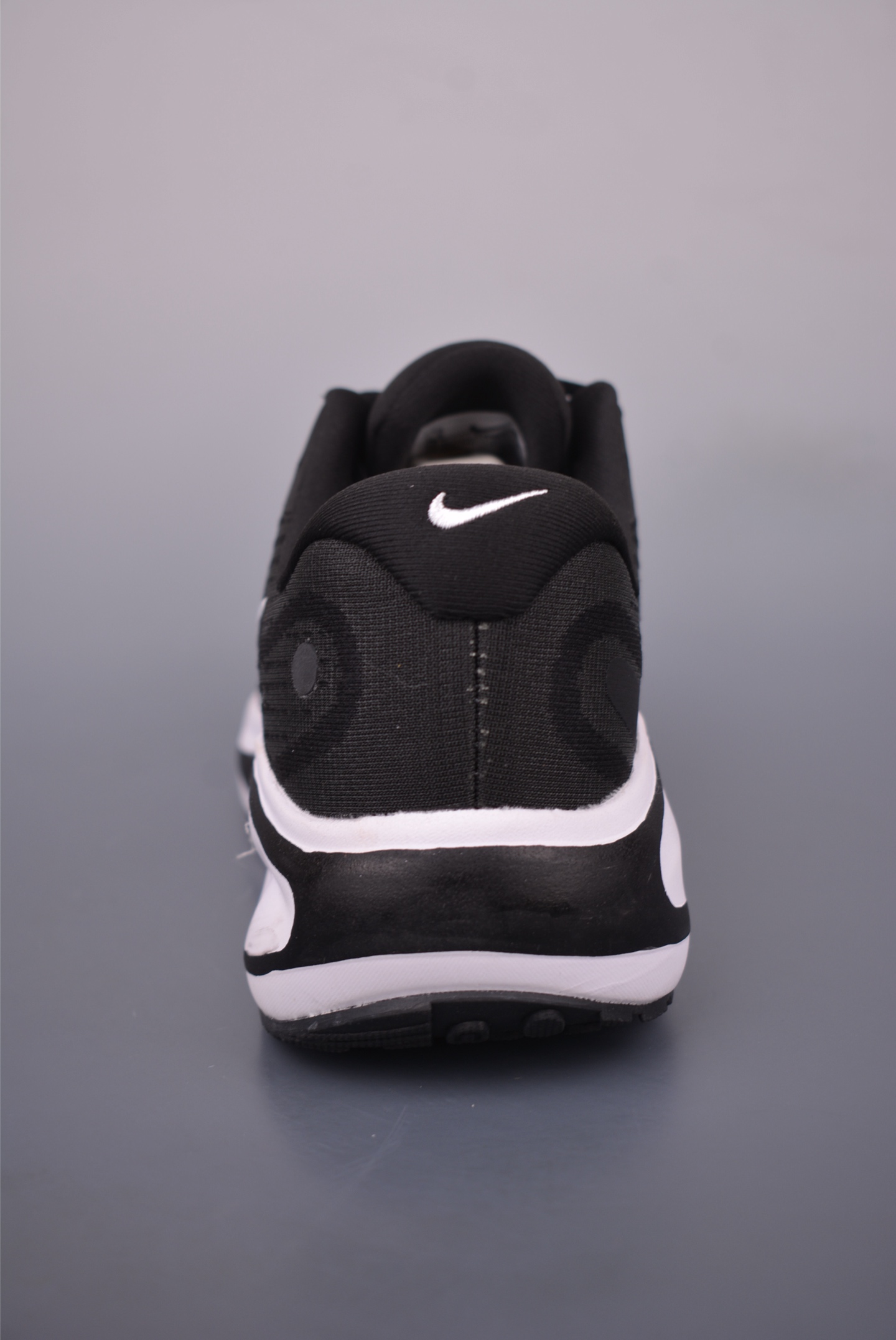 Nike Journey Run 2025: Innovative Cushioning for Stability and Comfort 4 i1750885736519 6702 0 3