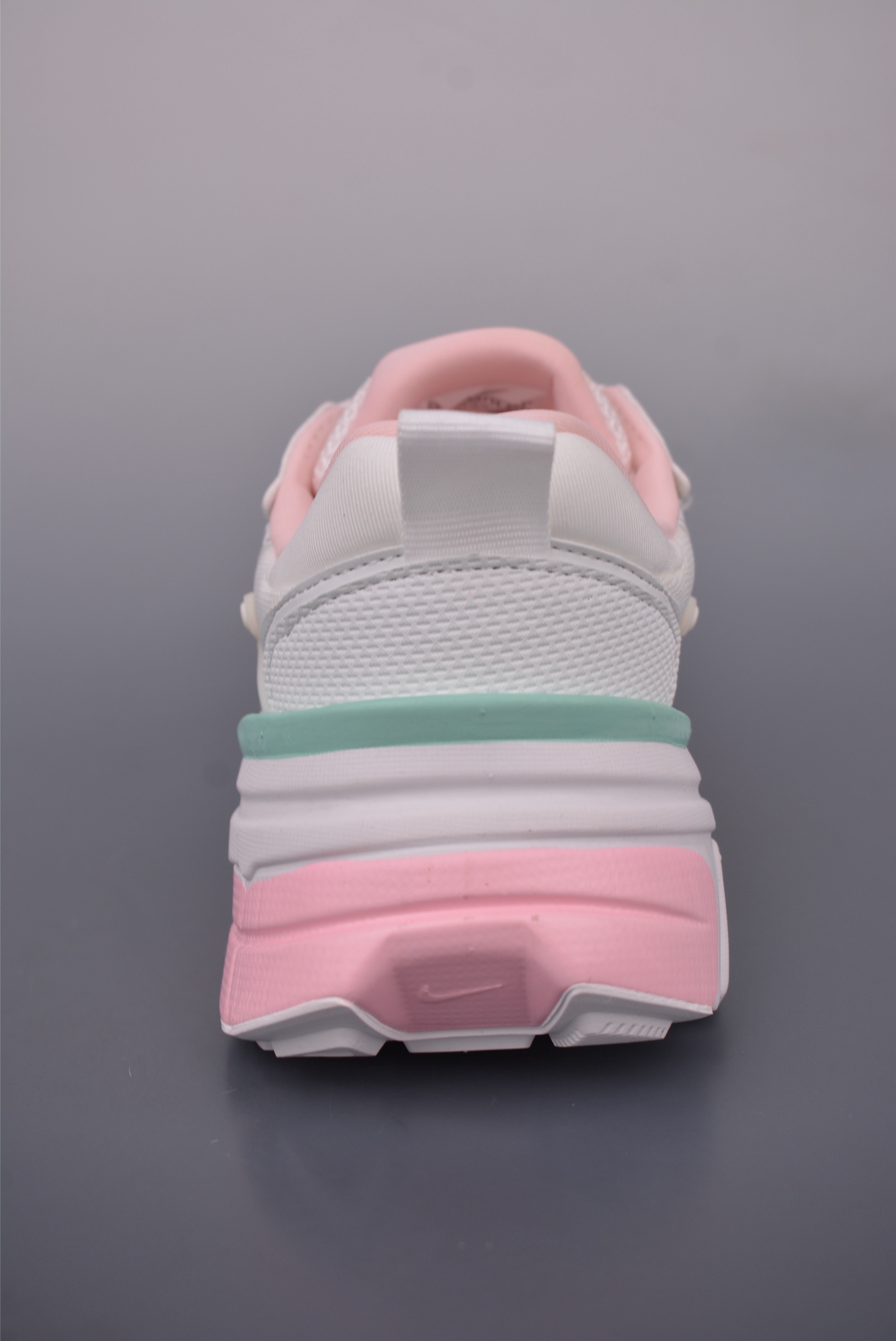 Nike V2K Runtekk Retro Low-Top Running Shoes - Shock Absorption & Lightweight 5 i1750969460027 4698 0 3