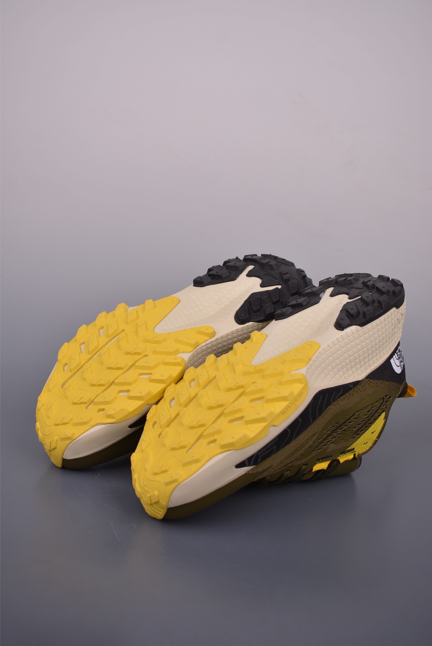 The North Face Men's Vectiv Exploris Futurelight Trail Running Shoe 4 i1750969707035 5008 0 2
