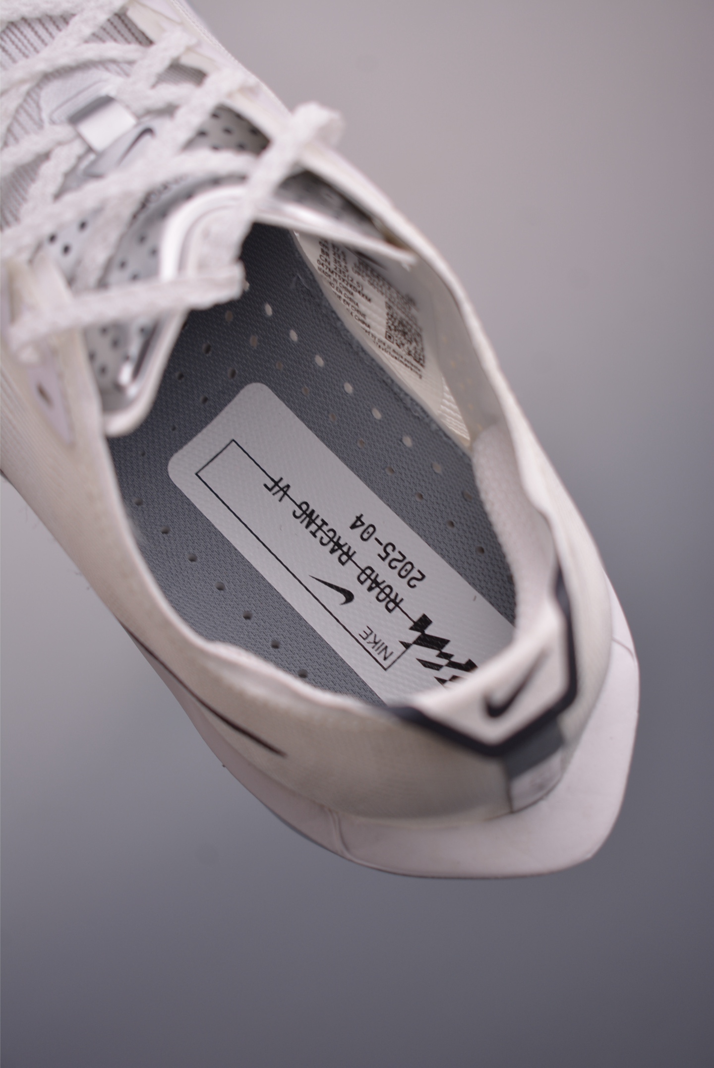 Nike ZoomX Vaporfly NEXT% Marathon Running Shoes - Shock Absorption 10 i1750969877431 7021 0 8