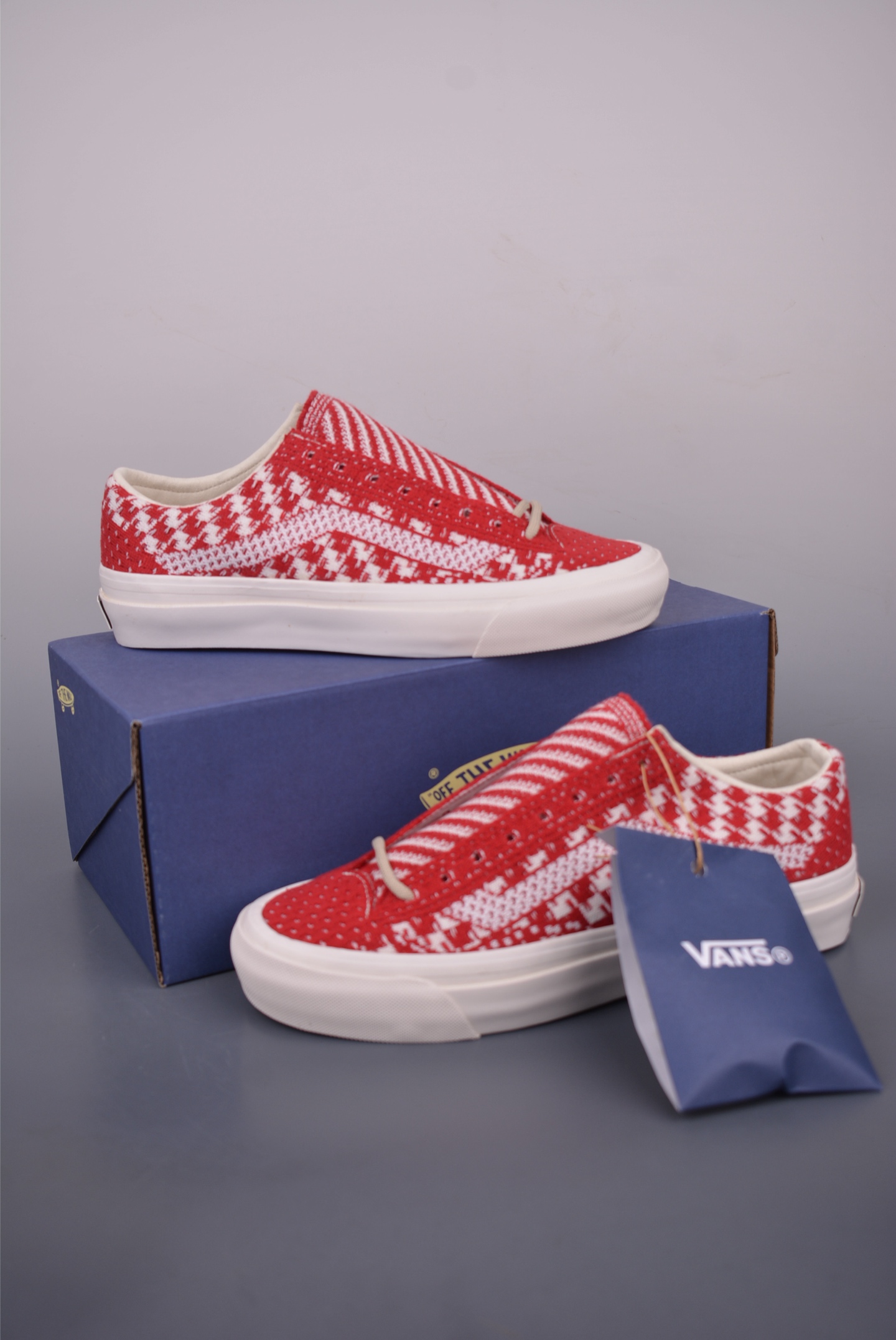 Vans Old Skool 36 EK Woven Sneakers Premium Comfy Slip-Resistant Skate Shoes 3 i1750970354800 136 0 1