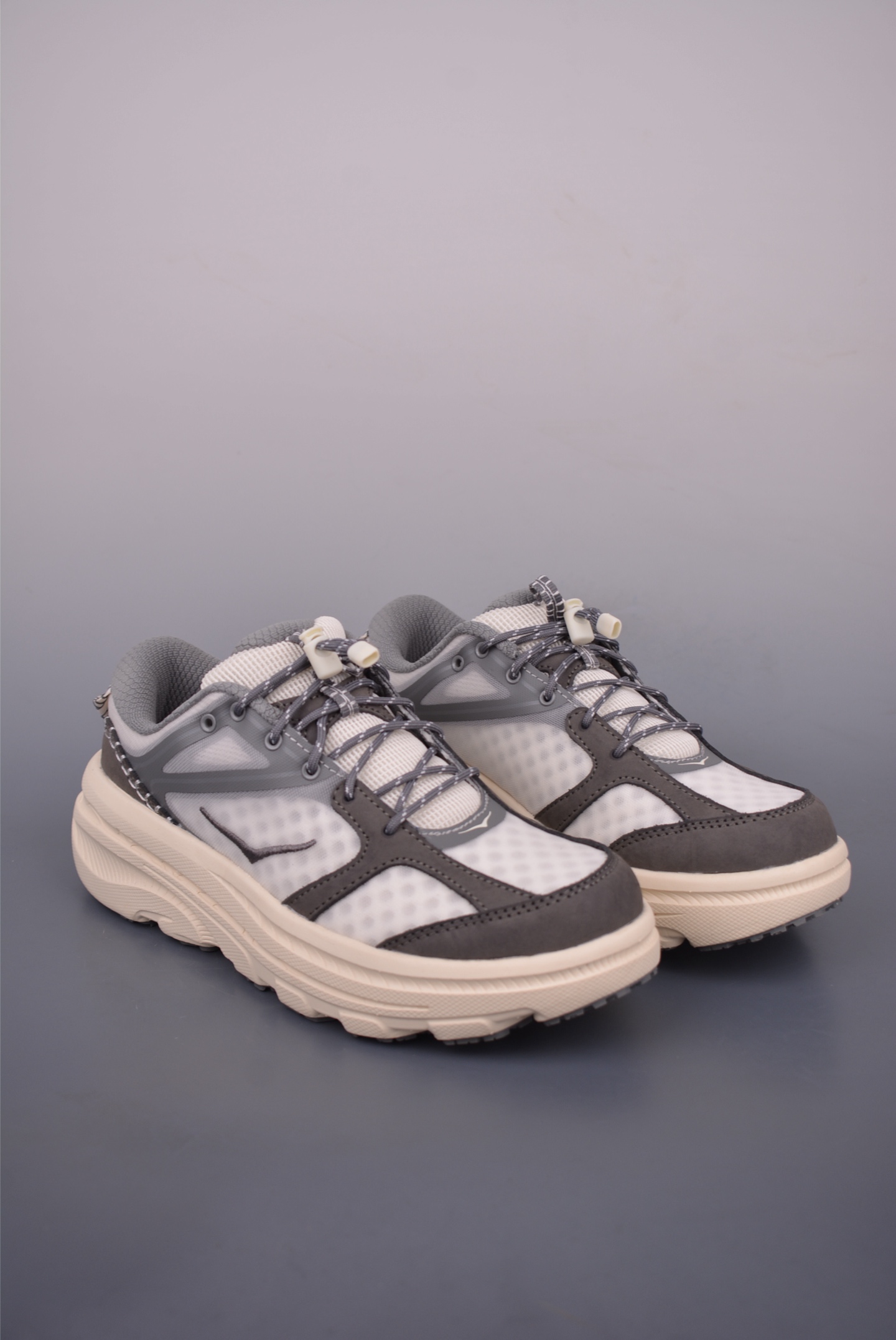 Hoka One One Bondi B3LS Low-Top Professional Trail Running Shoes 2 i1750970557153 3152 0 0