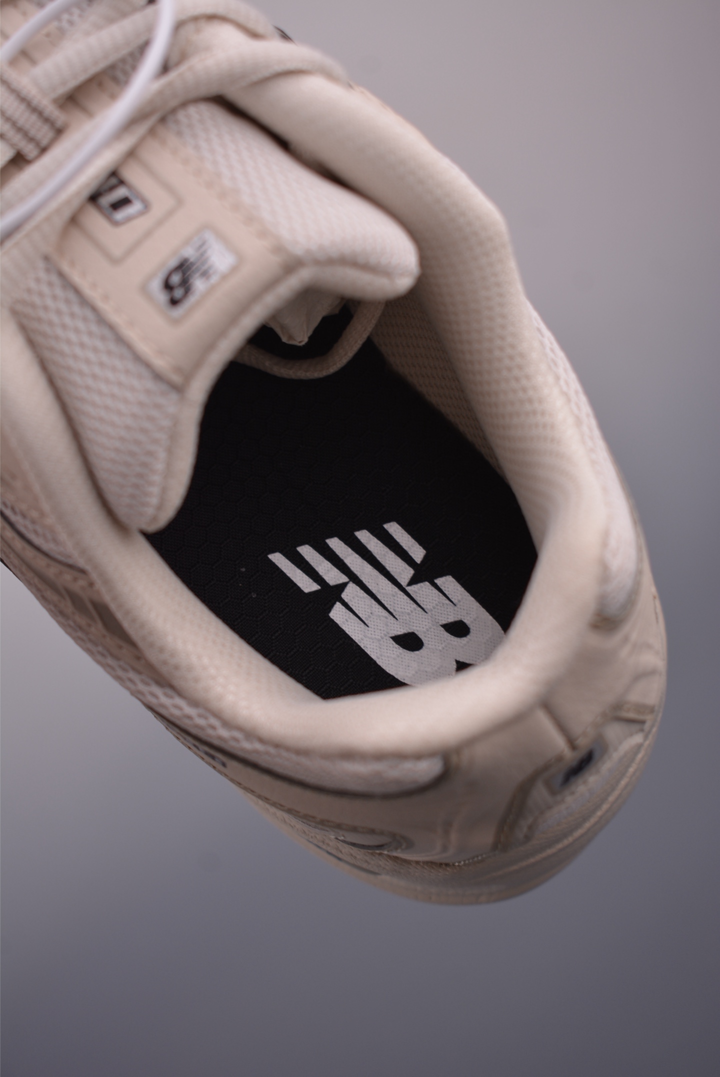 New Balance 740 Retro Running Shoes - Comfortable, Stylish, and Durable 9 i1750971462262 8101 0 8