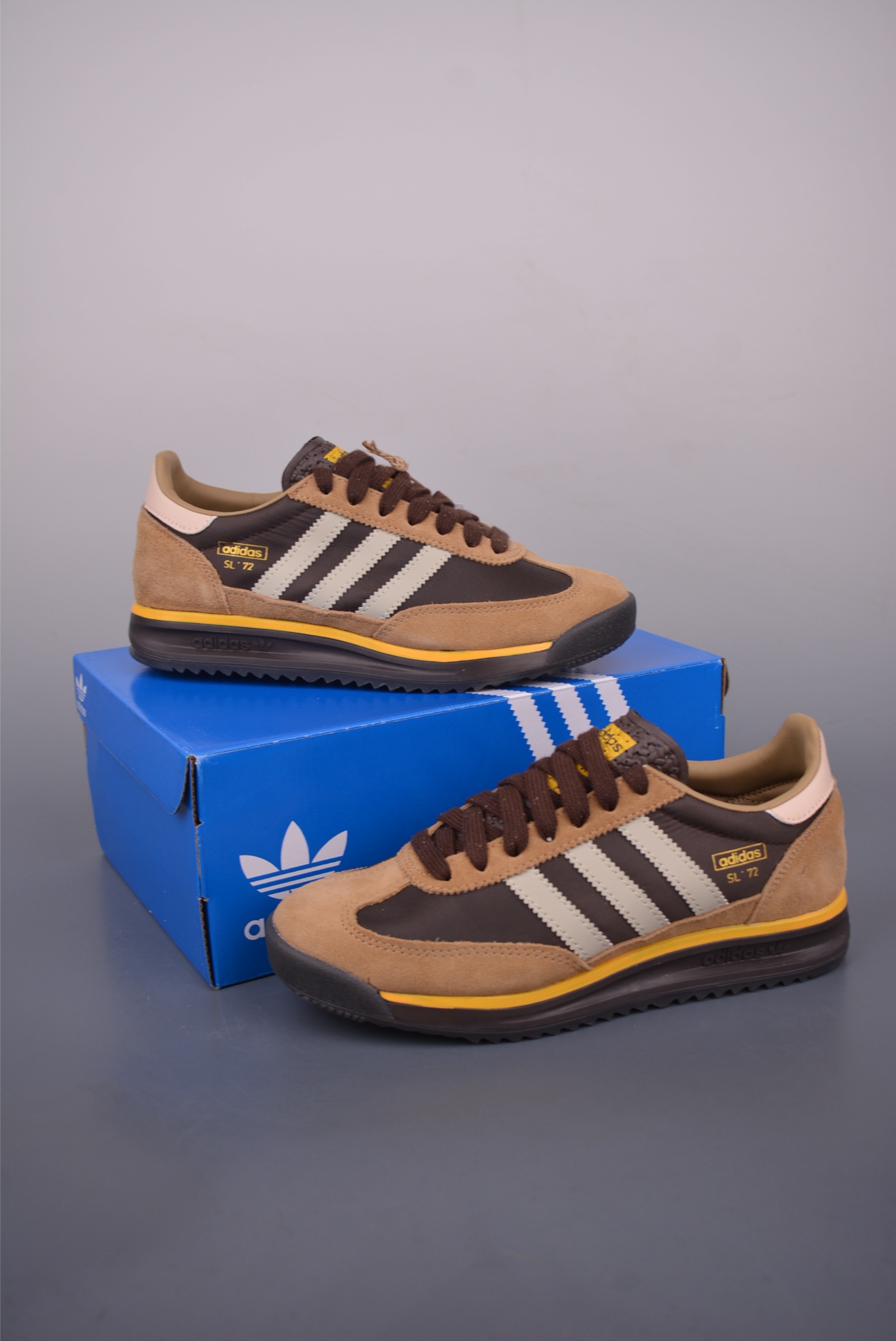 Adidas Originals SL 72 RS: Lightweight, Breathable, and Retro Running Shoes 5 i1750971506334 4119 0 4