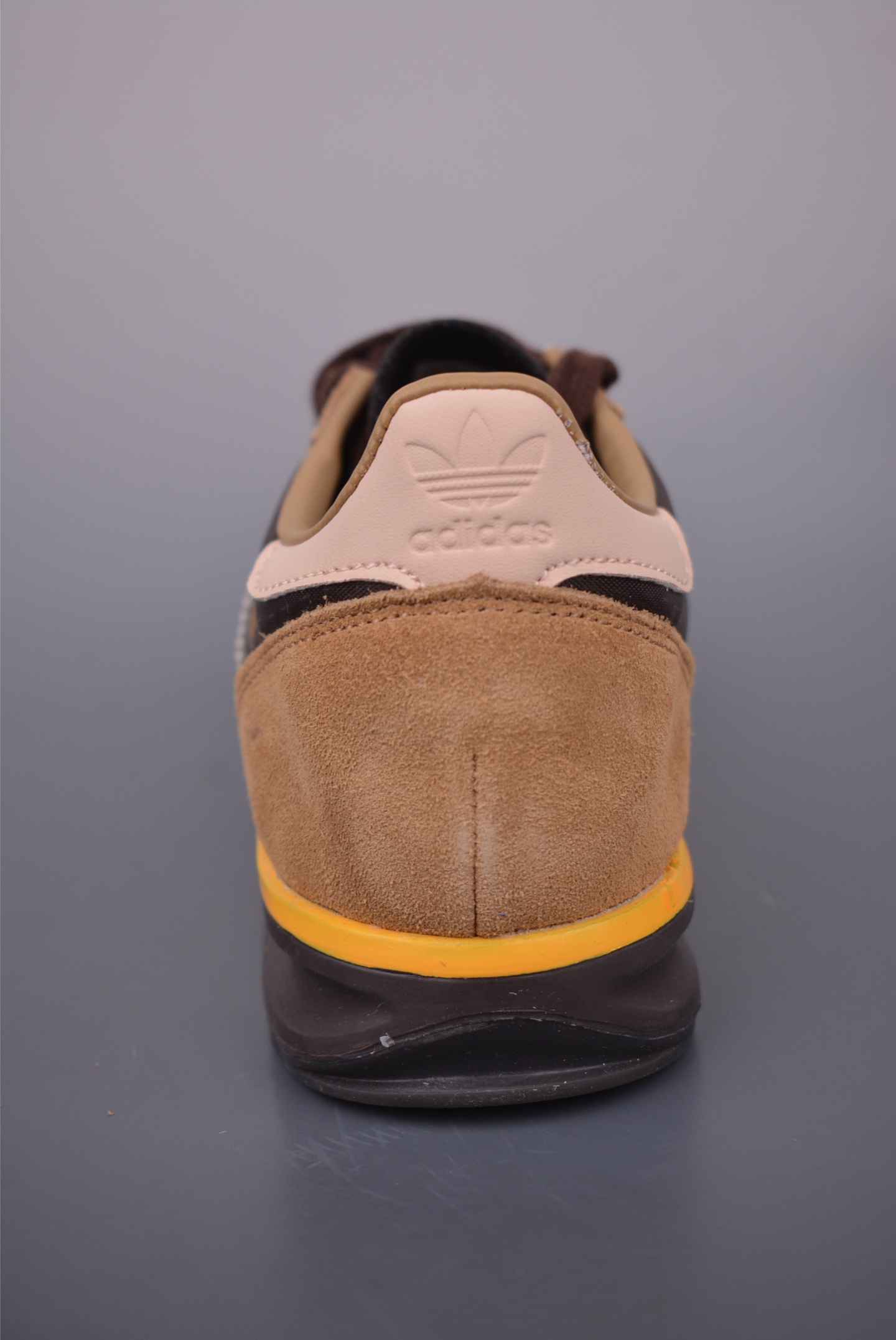 Adidas Originals SL 72 RS: Lightweight, Breathable, and Retro Running Shoes 4 i1750971508227 1680 0 3