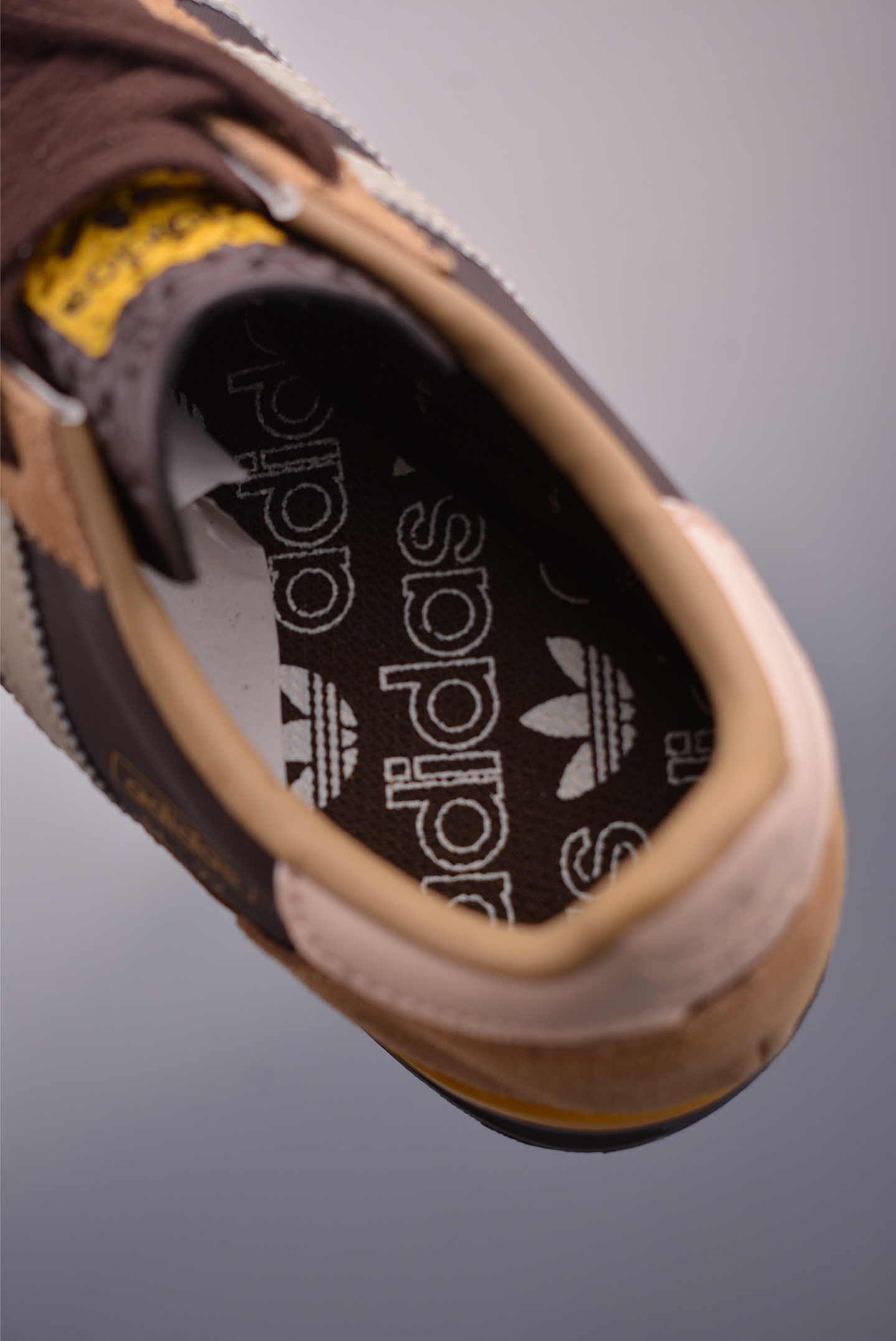 Adidas Originals SL 72 RS: Lightweight, Breathable, and Retro Running Shoes 9 i1750971508239 54 0 8