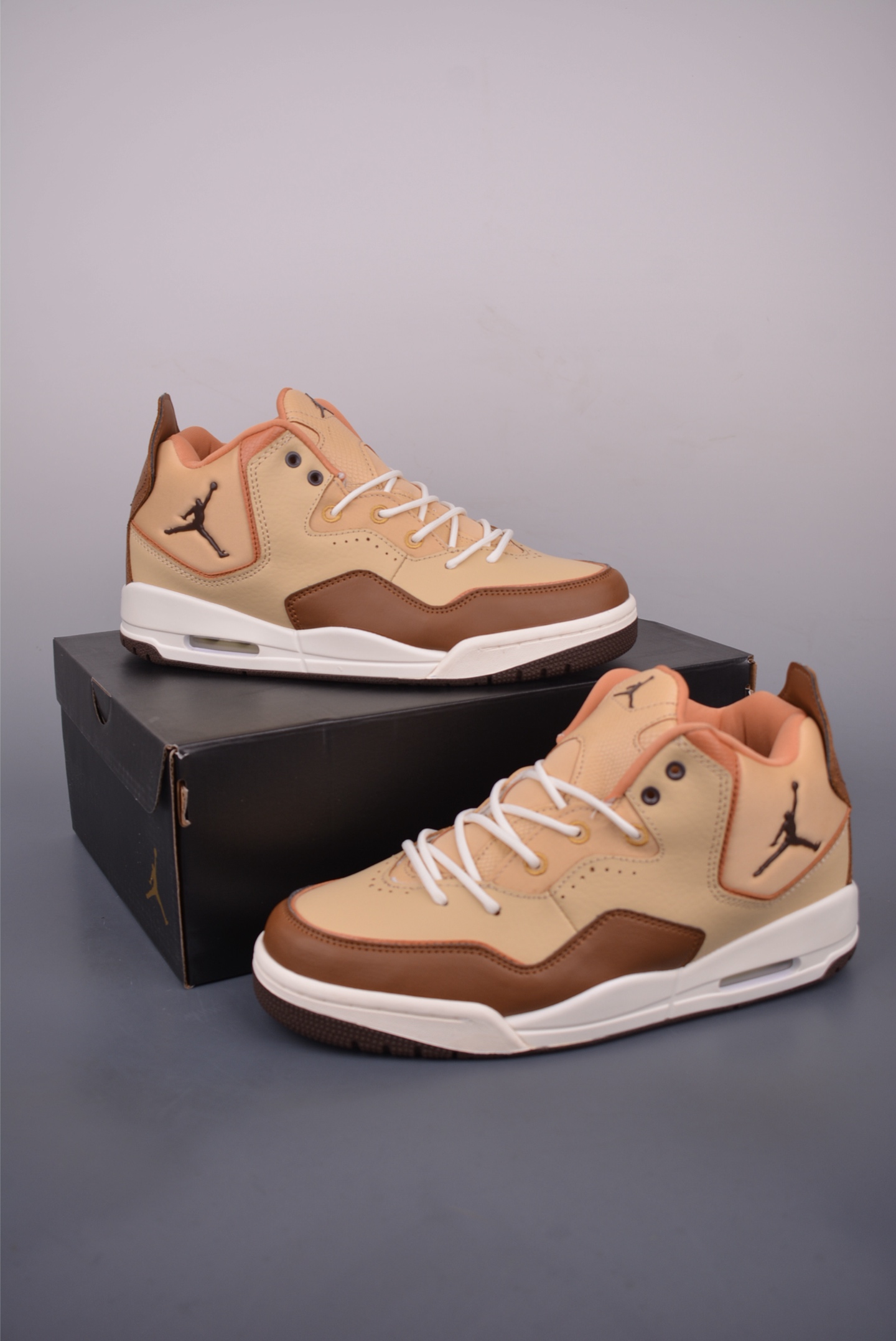 Air Jordan Courtside 23: Premium Leather, Original Design, Comfortable Shoe 6 i1750971627095 7852 0 4
