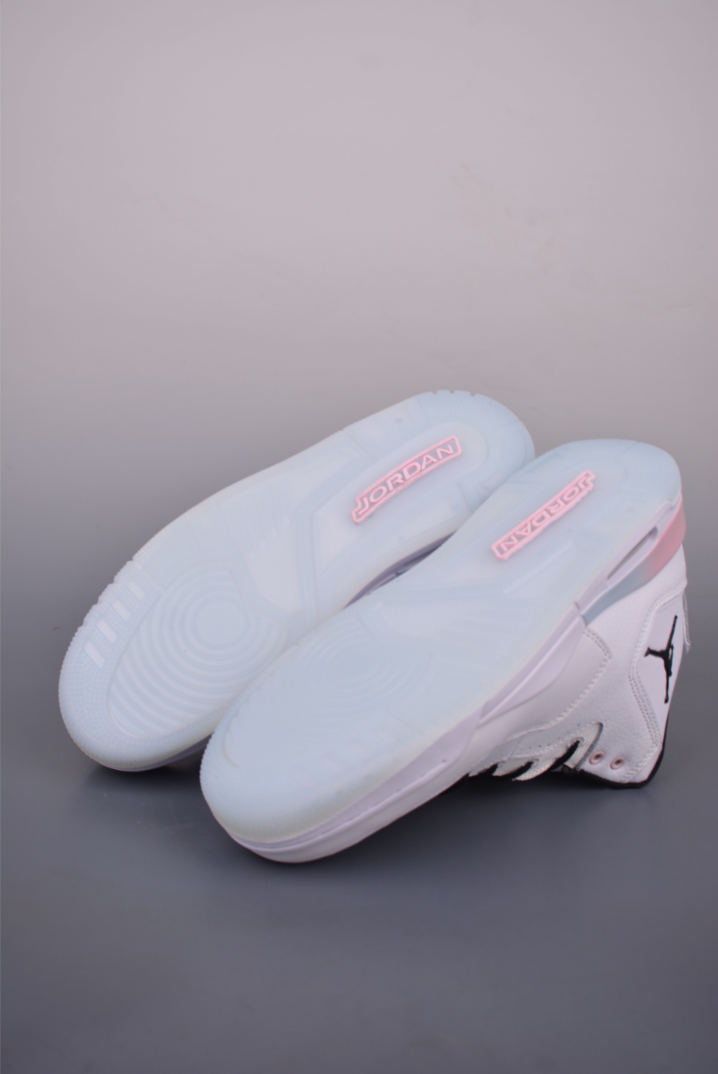 Air Jordan Courtside 23: Premium Leather, Original Comfort, Stylish Design 4 i1750971665317 1357 0 2