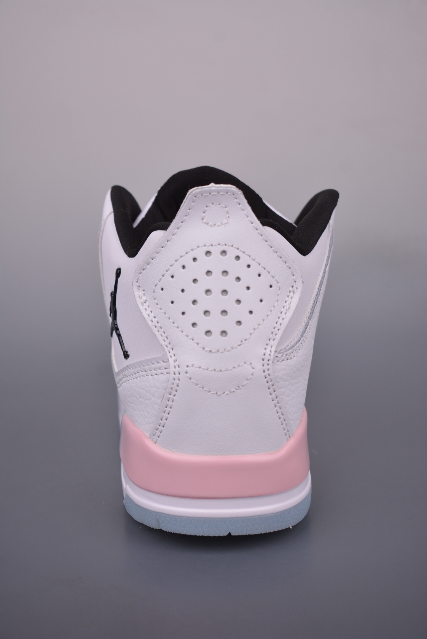 Air Jordan Courtside 23: Premium Leather, Original Comfort, Stylish Design 5 i1750971667179 8225 0 3