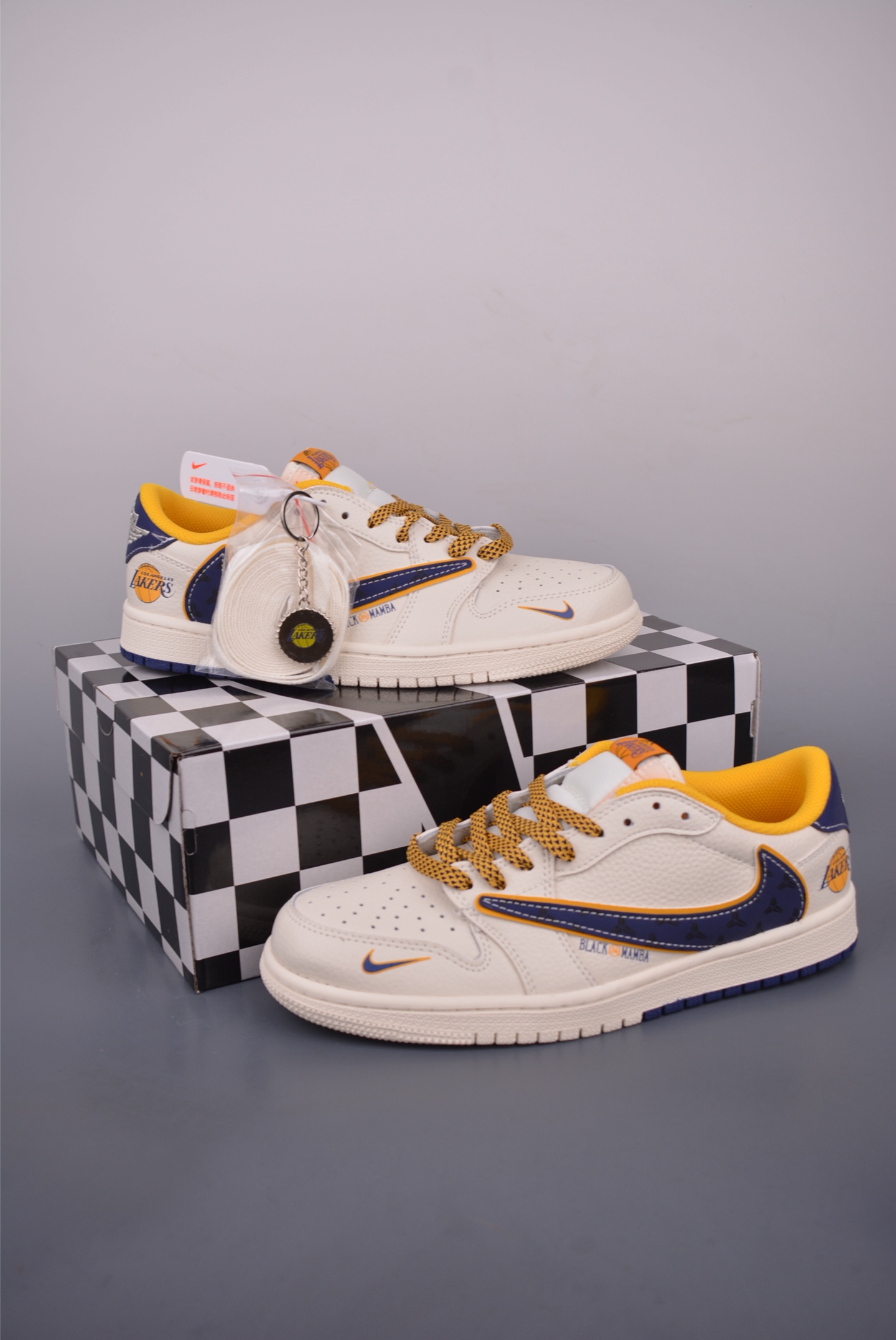 Nike Air Jordan 1 Low Lakers, Off White/Navy/Yellow, Men's Shoes 6 i1750972202844 2565 0 4