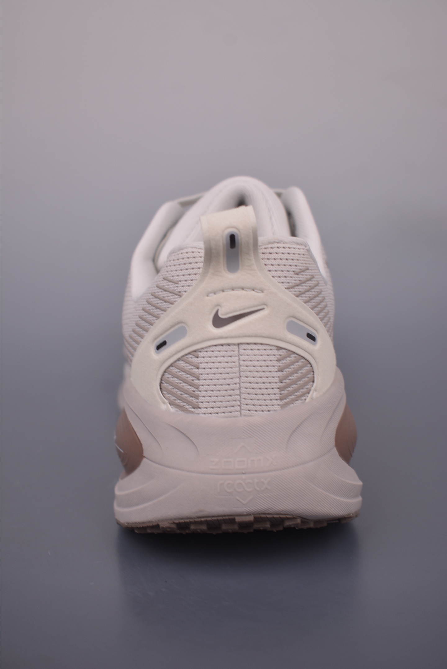 Nike Air Zoom Vomero 18 Running Shoes - Enhanced Cushioning & Comfort 5 i1751059904896 5617 0 3