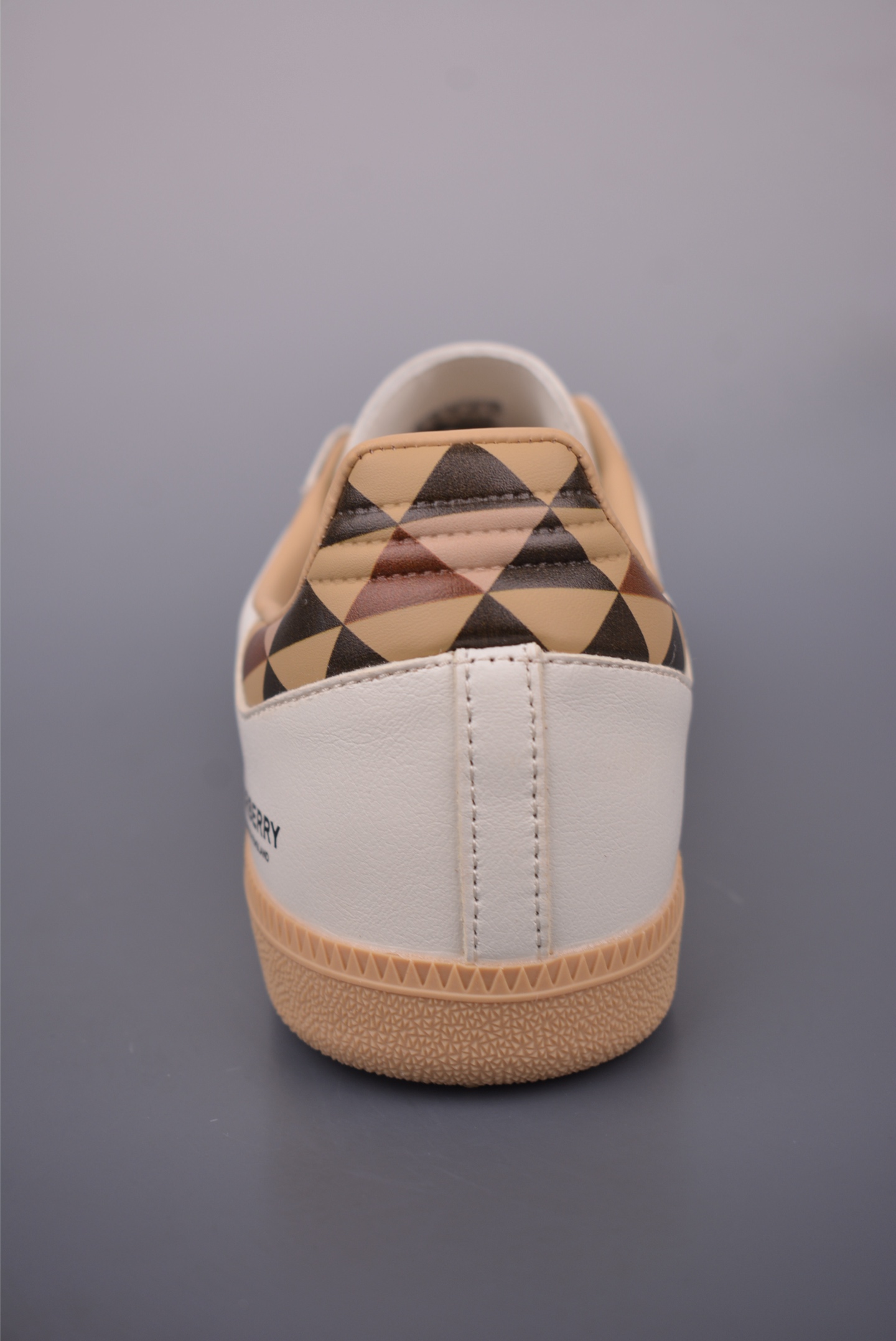 Burberry x Samba OG DIY Sneakers: Premium Leather, Iconic Style, Comfort Fit 5 i1751060553526 8430 0 3
