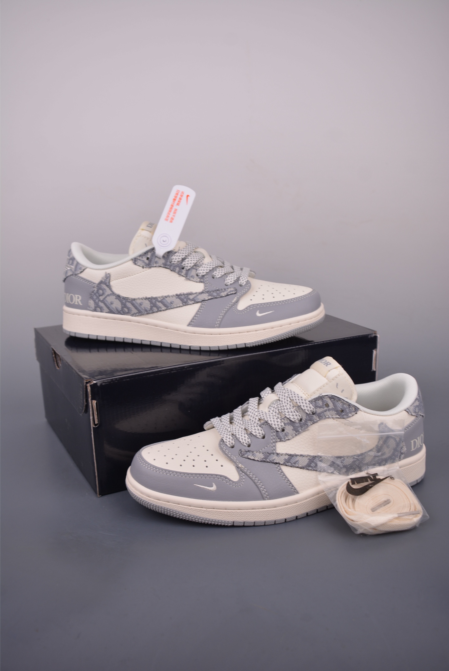 Fragment x Travis Scott x Dior Air Jordan 1 Low Sneakers - Limited Edition 5 i1751060918265 1245 0 4