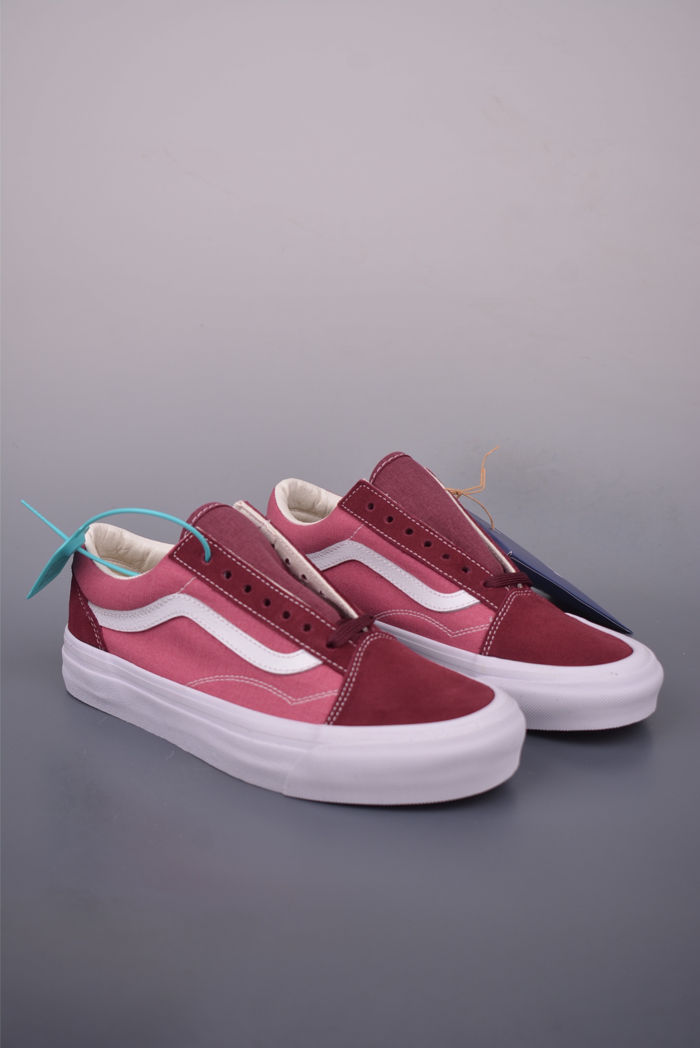 Vans Premium Old Skool Sneakers, Comfortable and Stylish, Size 35-44 1 i1751061030258 1644 0 0