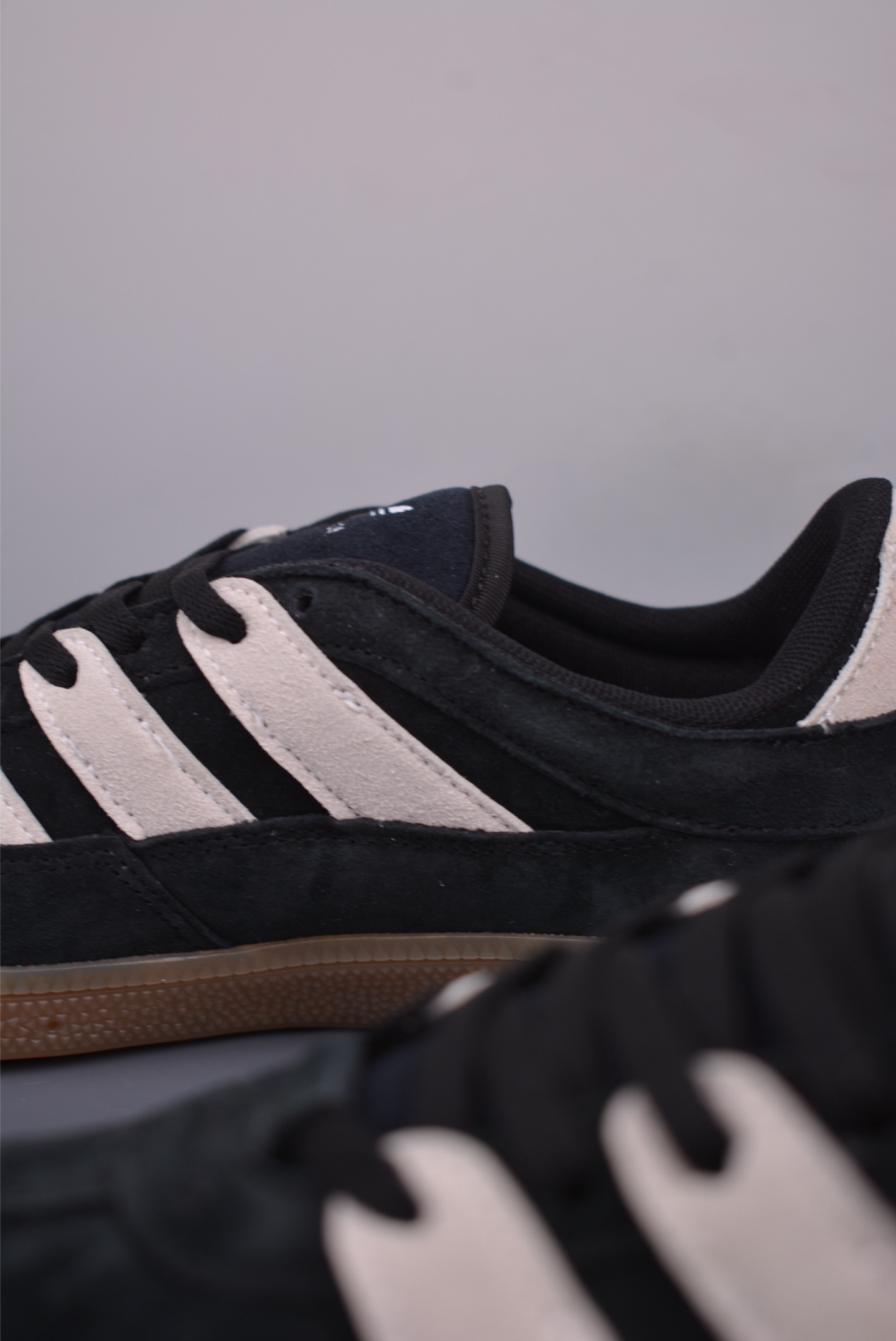 Adidas Handball Spezial Classic Retro Casual Sneakers - Suede Upper, Durable Sole 8 i1751061214009 3764 0 7