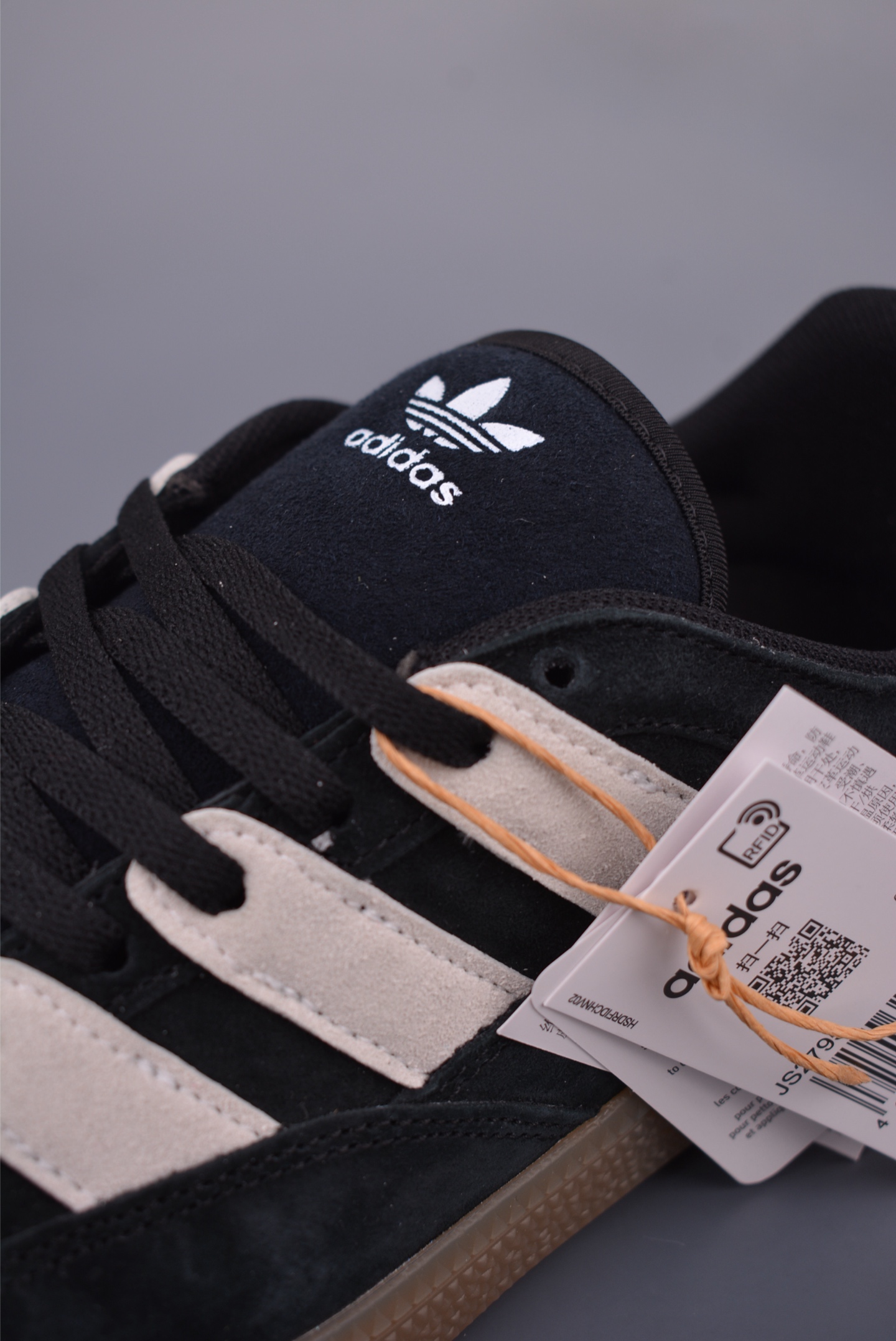 Adidas Handball Spezial Classic Retro Casual Sneakers - Suede Upper, Durable Sole 7 i1751061214025 1853 0 6