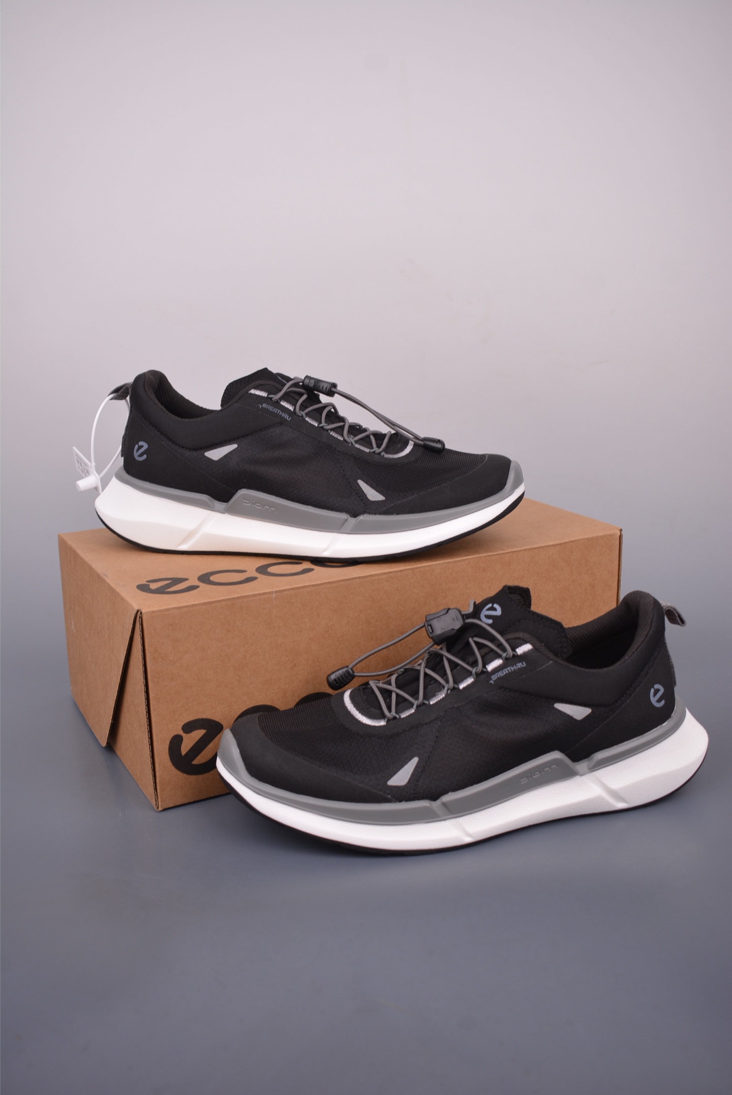 280 Ecco爱步男鞋2025年新款 拼接板鞋拼色 830874