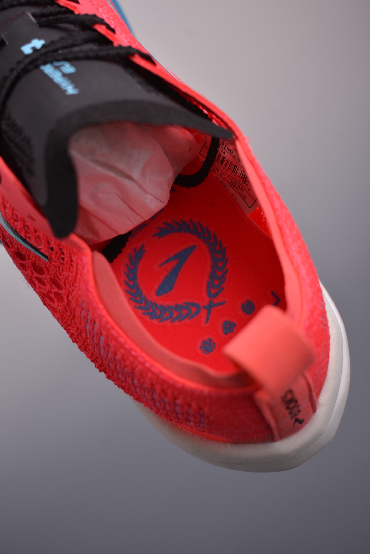 Brooks Hyperion Elite 4: Ultra-Light, Breathable Running Shoes for Peak Performance 10 i1751143979181 894 0 8