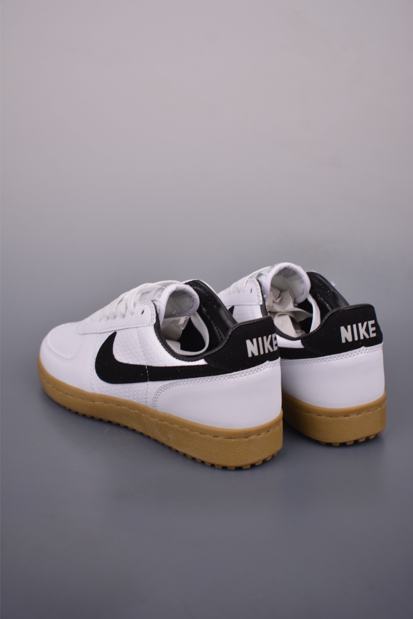 Nike Field General 82: Retro Style, Comfortable, and Versatile Sneakers 3 i1751144053663 7990 0 1