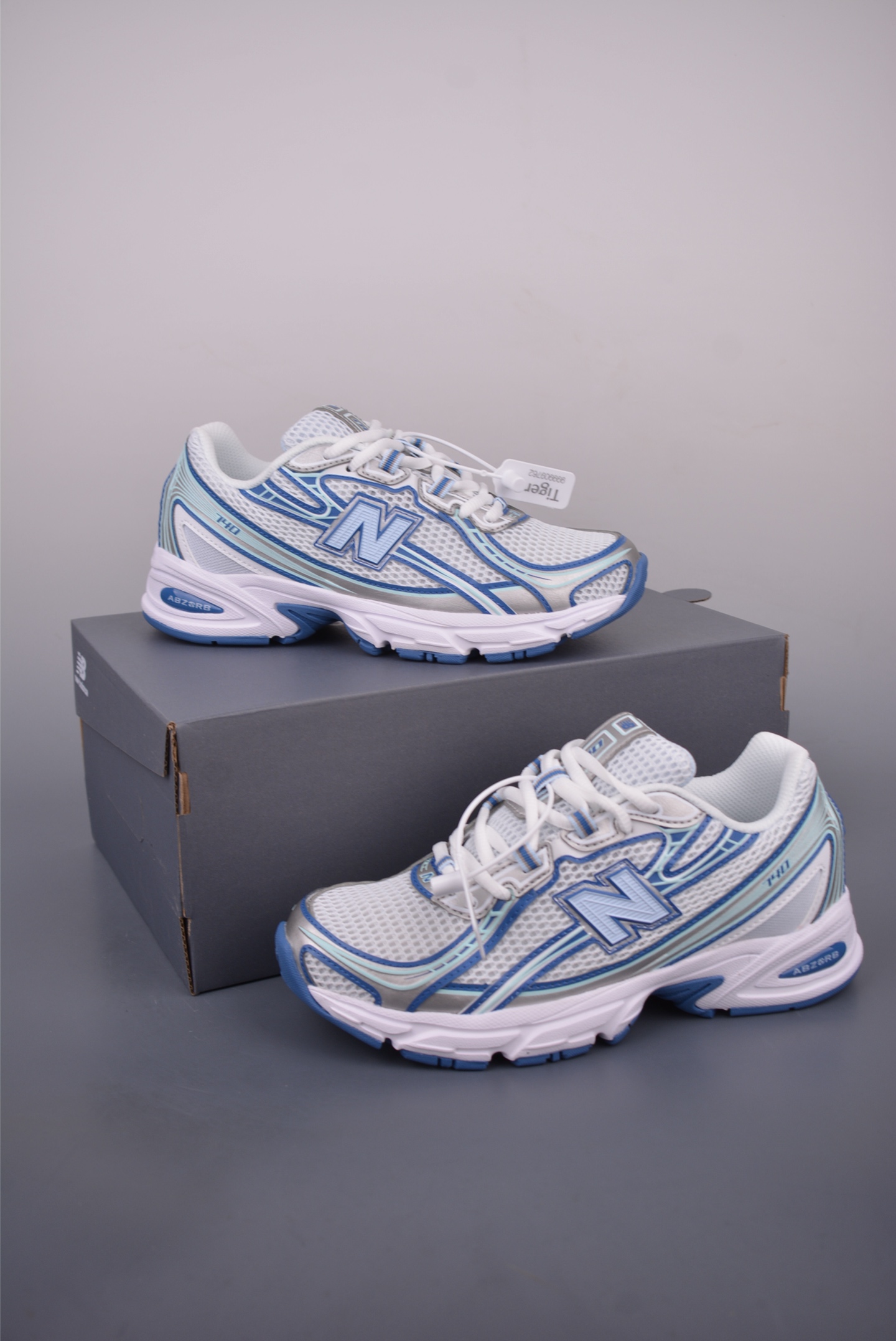New Balance 740 Retro Running Shoes - Fashion Sneakers for Women 5 i1751144139621 6010 0 4