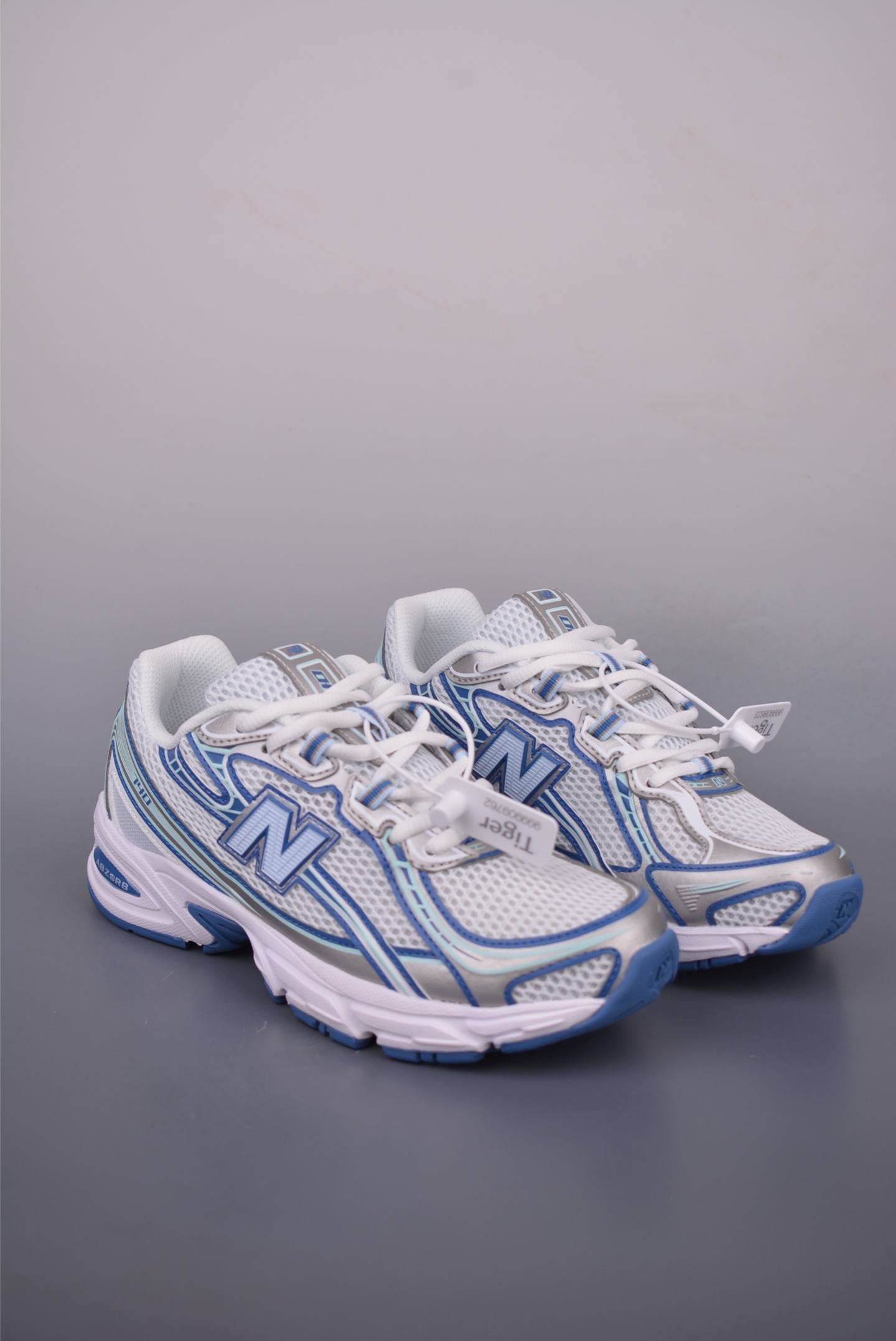 New Balance 740 Retro Running Shoes - Fashion Sneakers for Women 1 i1751144140976 4096 0 0