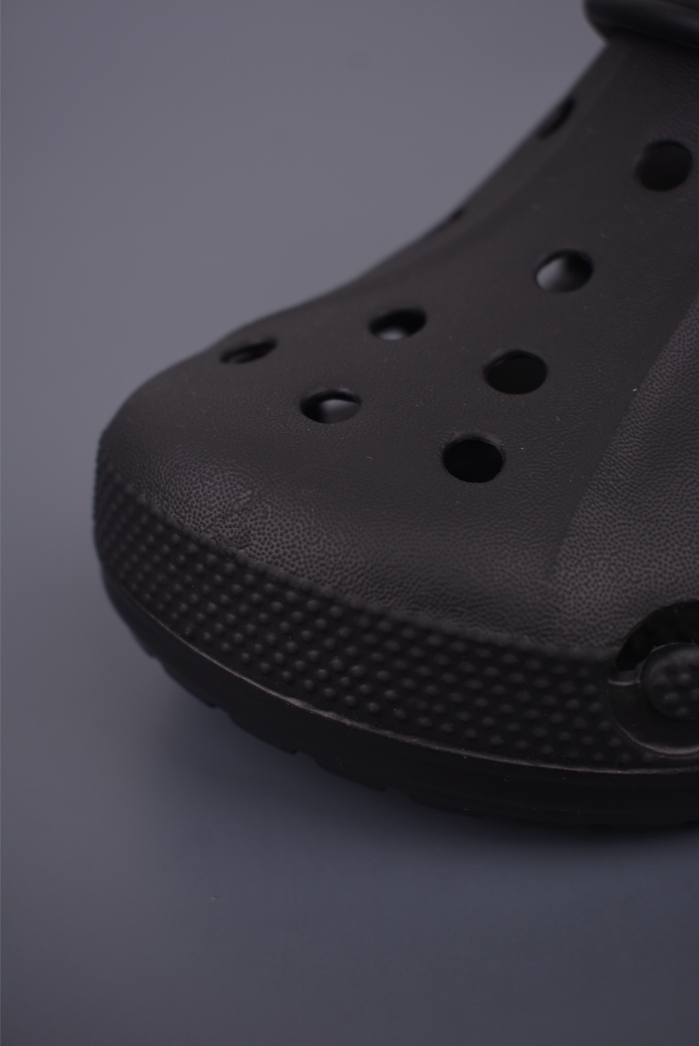 Crocs Unisex Classic Clog | Lightweight & Comfortable Slip On Water Shoe 7 i1751145183958 7533 0 5