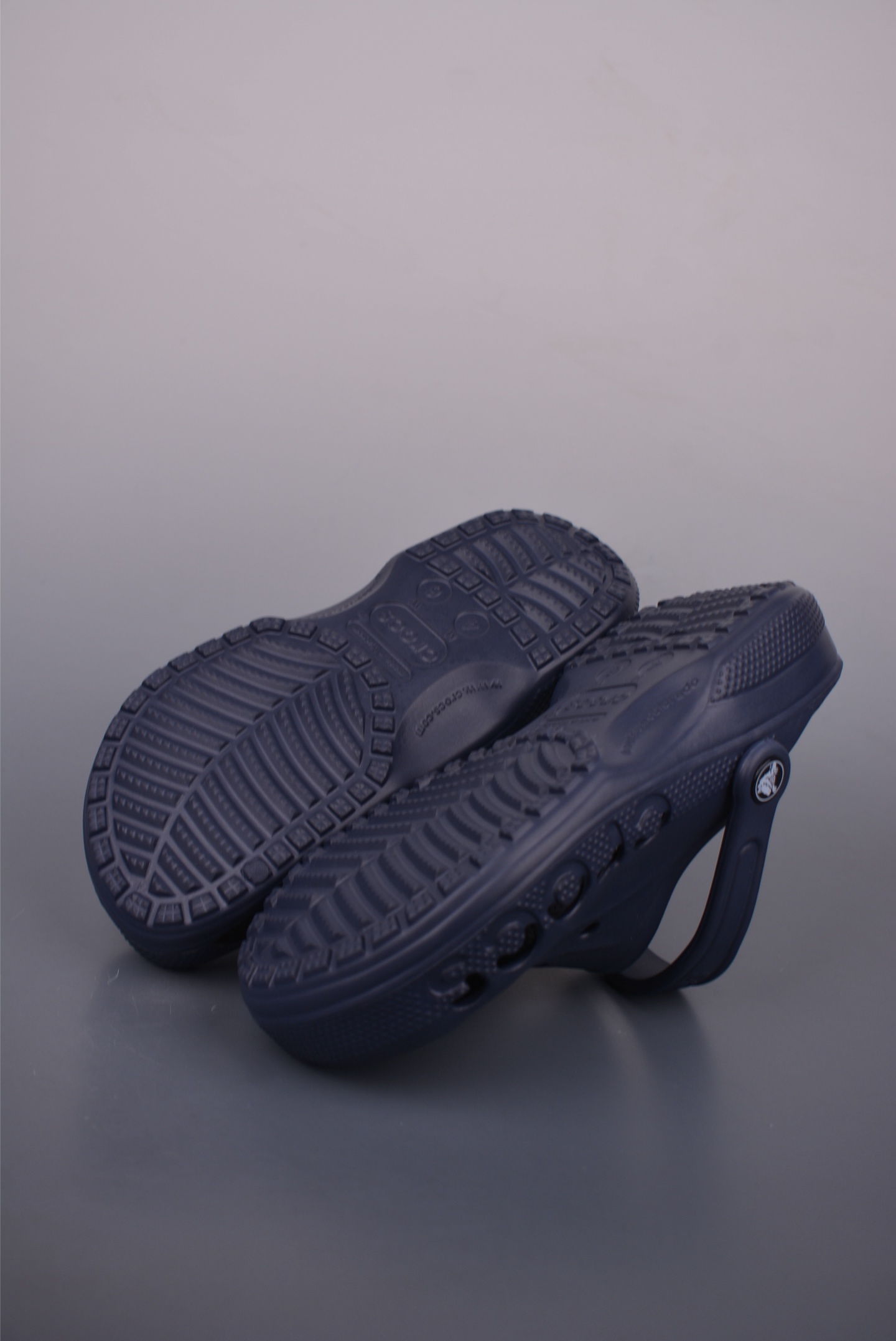 Crocs Classic Clog | Lightweight & Comfortable Slip On Water Shoe for Men, Women 3 i1751145215988 5557 0 2