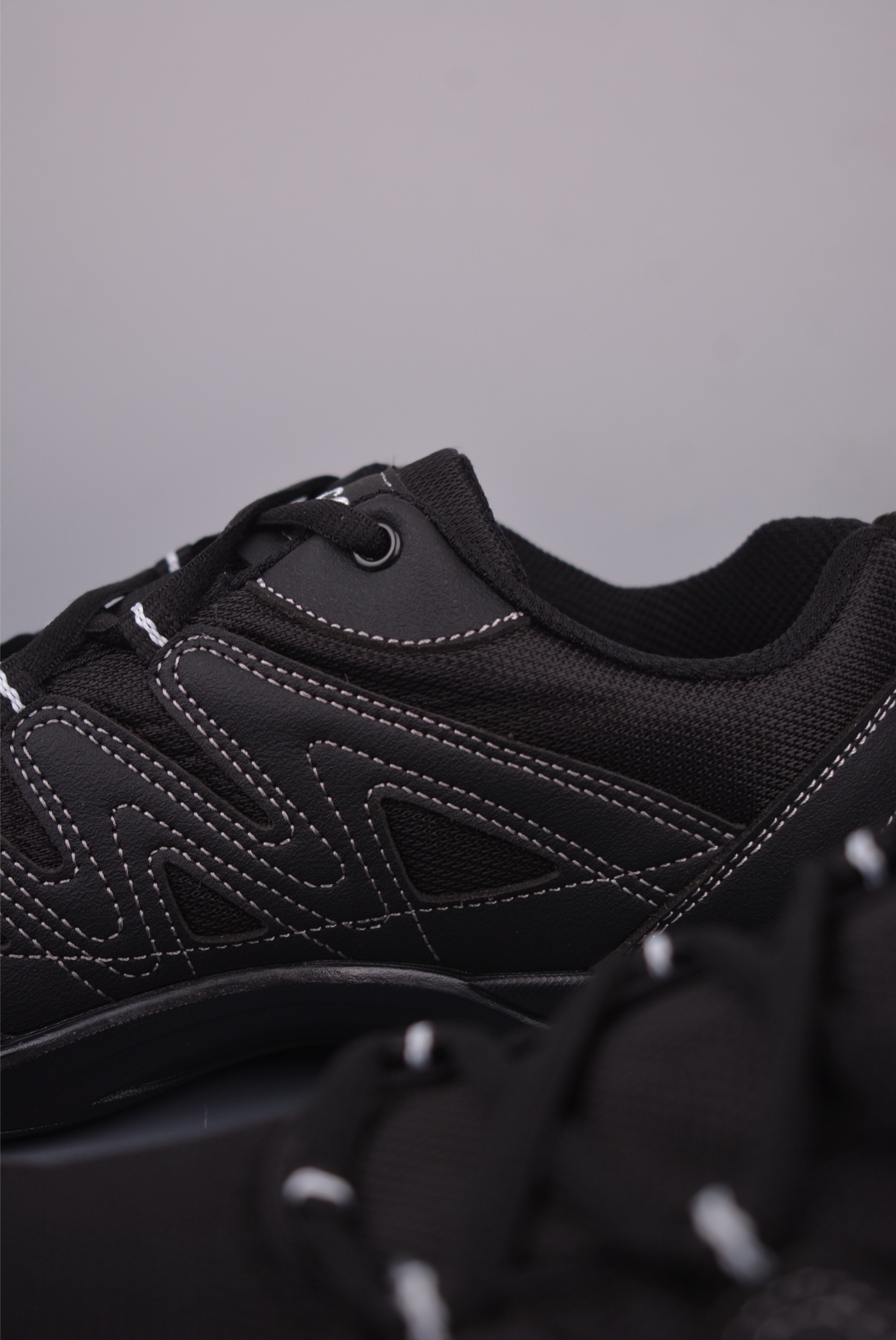 ECCO Men's Lightweight Leather Sneakers - Stylish Comfort for Everyday Wear 8 i1751148521505 1528 0 7
