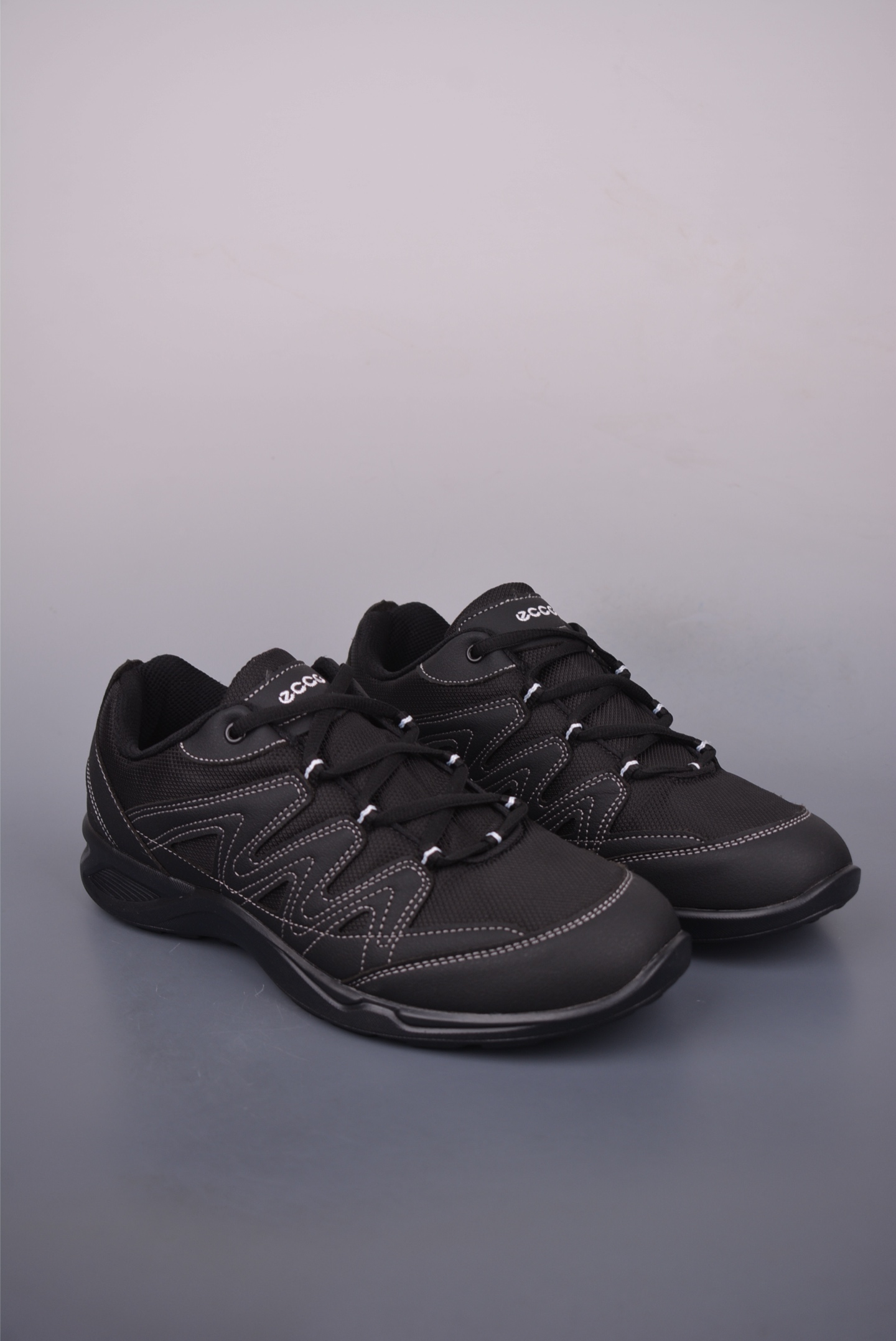 ECCO Men's Lightweight Leather Sneakers - Stylish Comfort for Everyday Wear 1 i1751148521557 1752 0 0