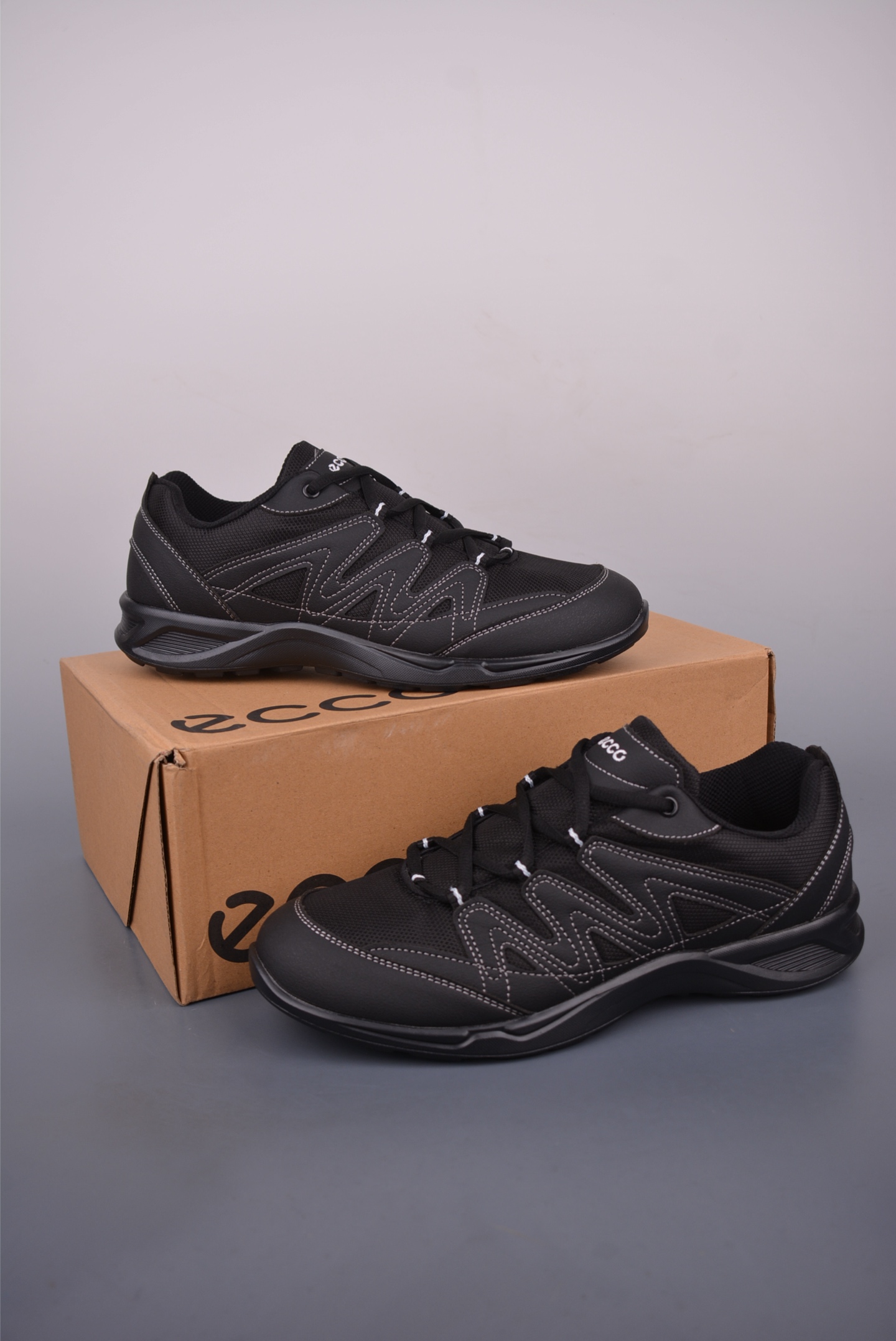 ECCO Men's Lightweight Leather Sneakers - Stylish Comfort for Everyday Wear 5 i1751148523015 5315 0 4