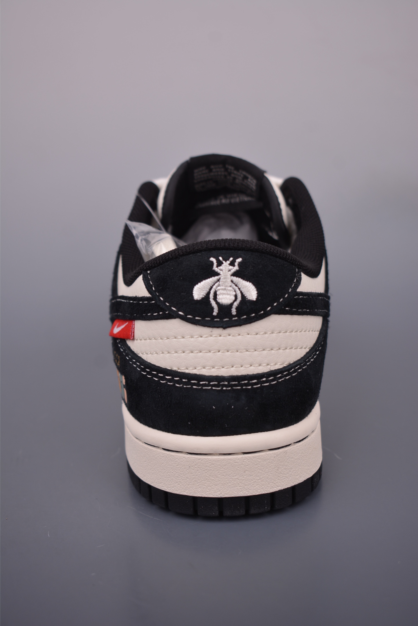 Nike SB Dunk Low DIY Sneakers - Premium Leather, Exclusive Design 4 i1751151344313 9018 0 3